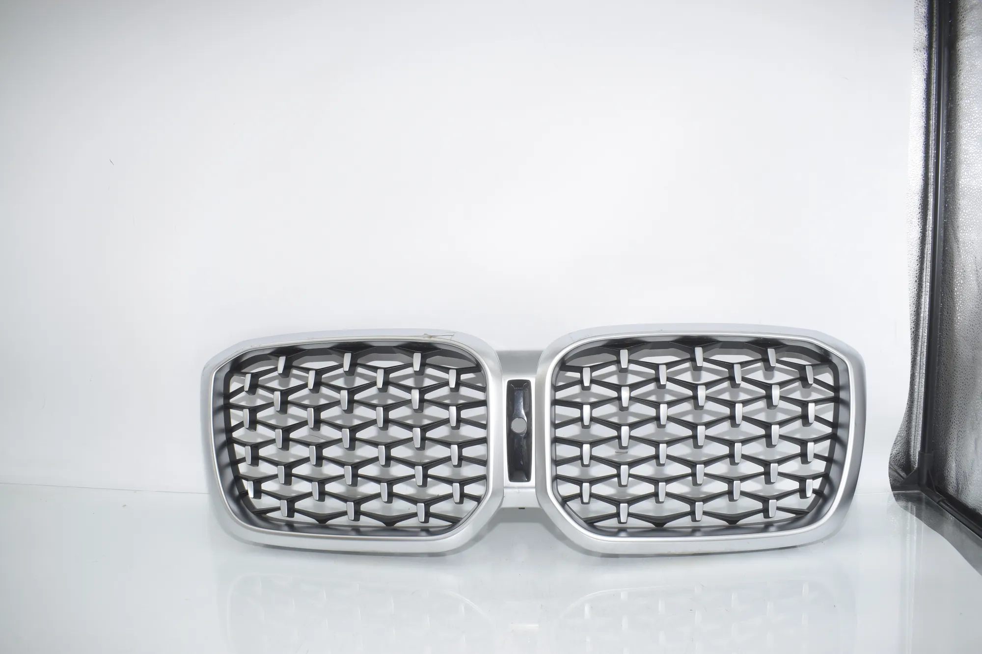 Grilles – OEM 10627111 · BMW X3 (G01, F97) BMW X3 (G01, F97) M40 i xDrive 2020 – 2
