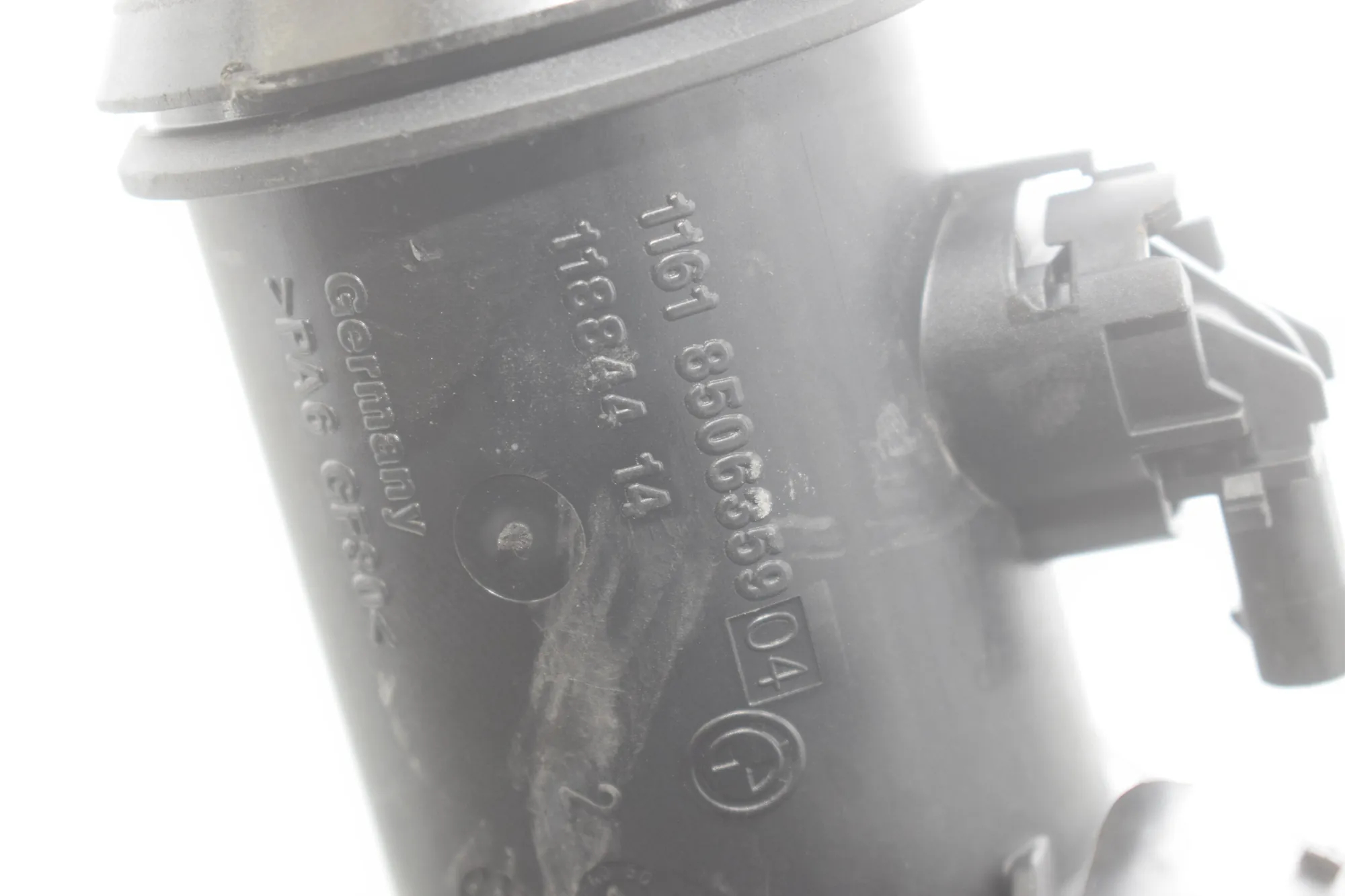 Throttle Body – OEM 7810752 · BMW 5 Touring (F11) 530 d xDrive 2011 – 5