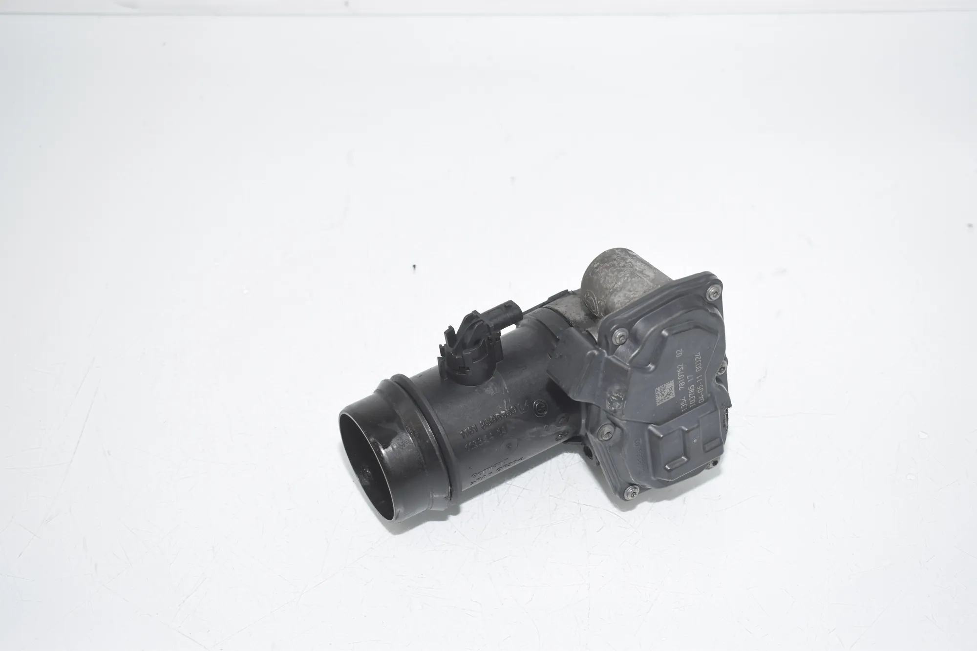 Throttle Body – OEM 7810752 · BMW 5 Touring (F11) 530 d xDrive 2011 – 2