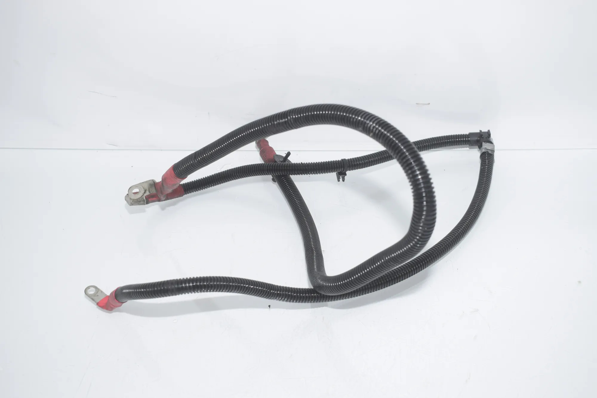 Positive Battery Cable – OEM 8515494 · BMW 5 Touring (F11) 530 d xDrive 2011
