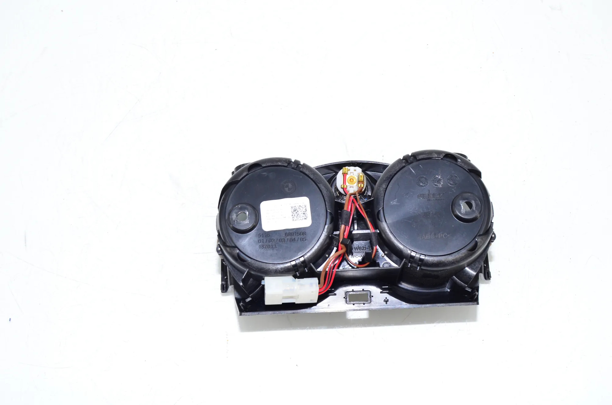 Cup Holder – OEM 6801508 · BMW 5 Touring (G31) (2017 - -) 520 d 2019 – 3