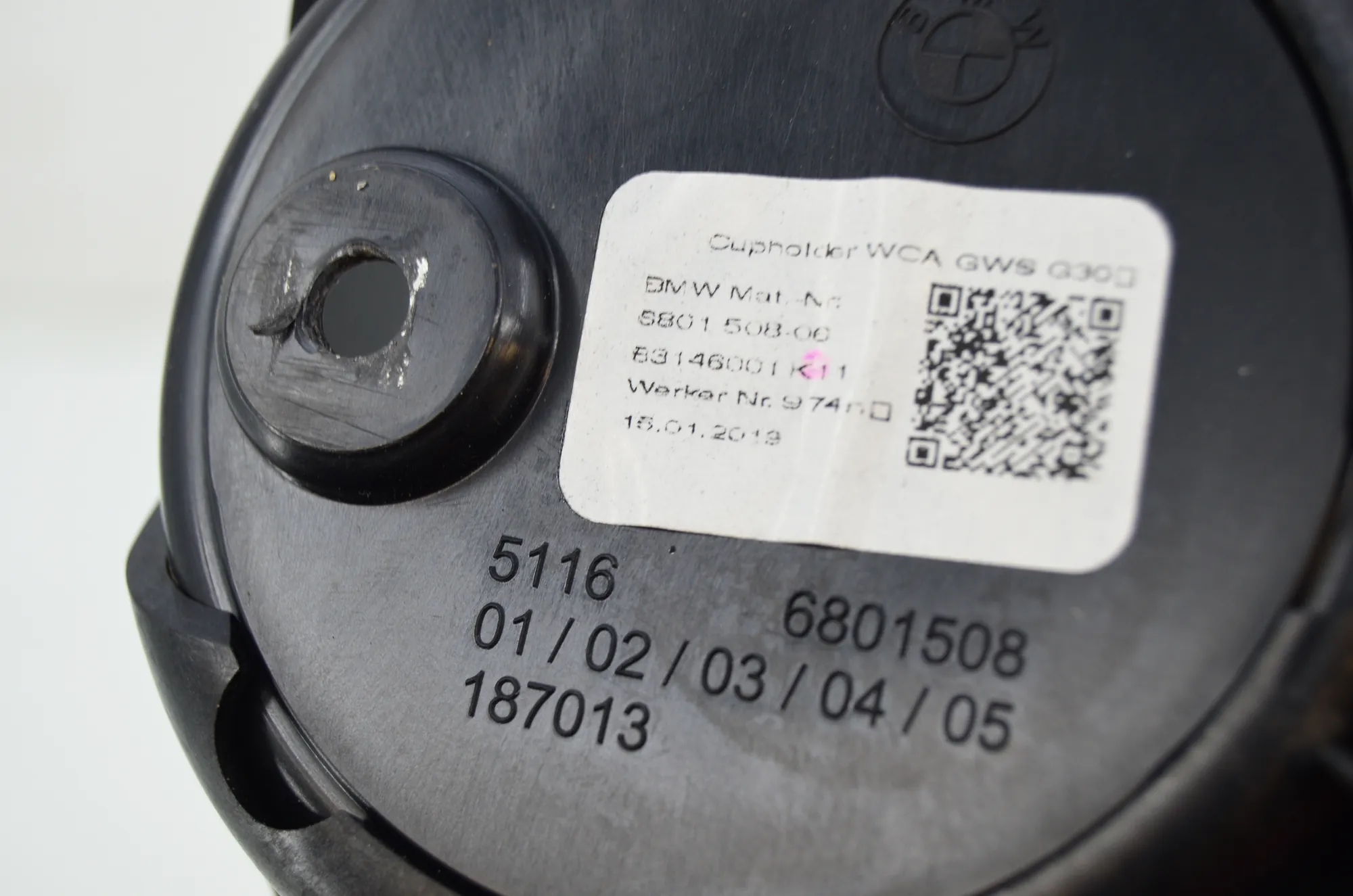 Cup Holder – OEM 6801508 · BMW 5 Touring (G31) (2017 - -) 520 d 2019 – 5