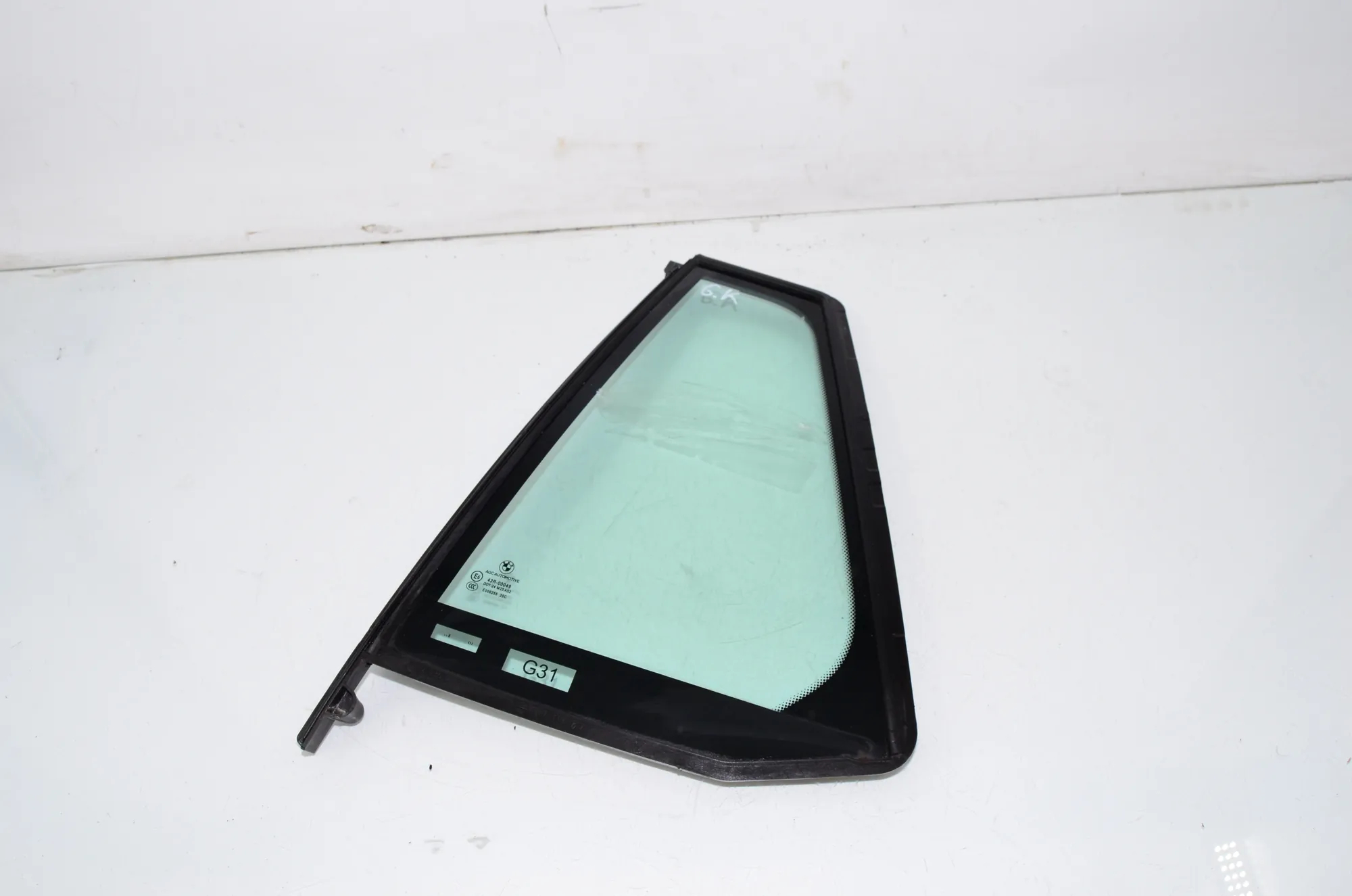 Rear Left Quarter Window – OEM 7336995 · BMW 5 Touring (G31) (2017 - -) 520 d 2019