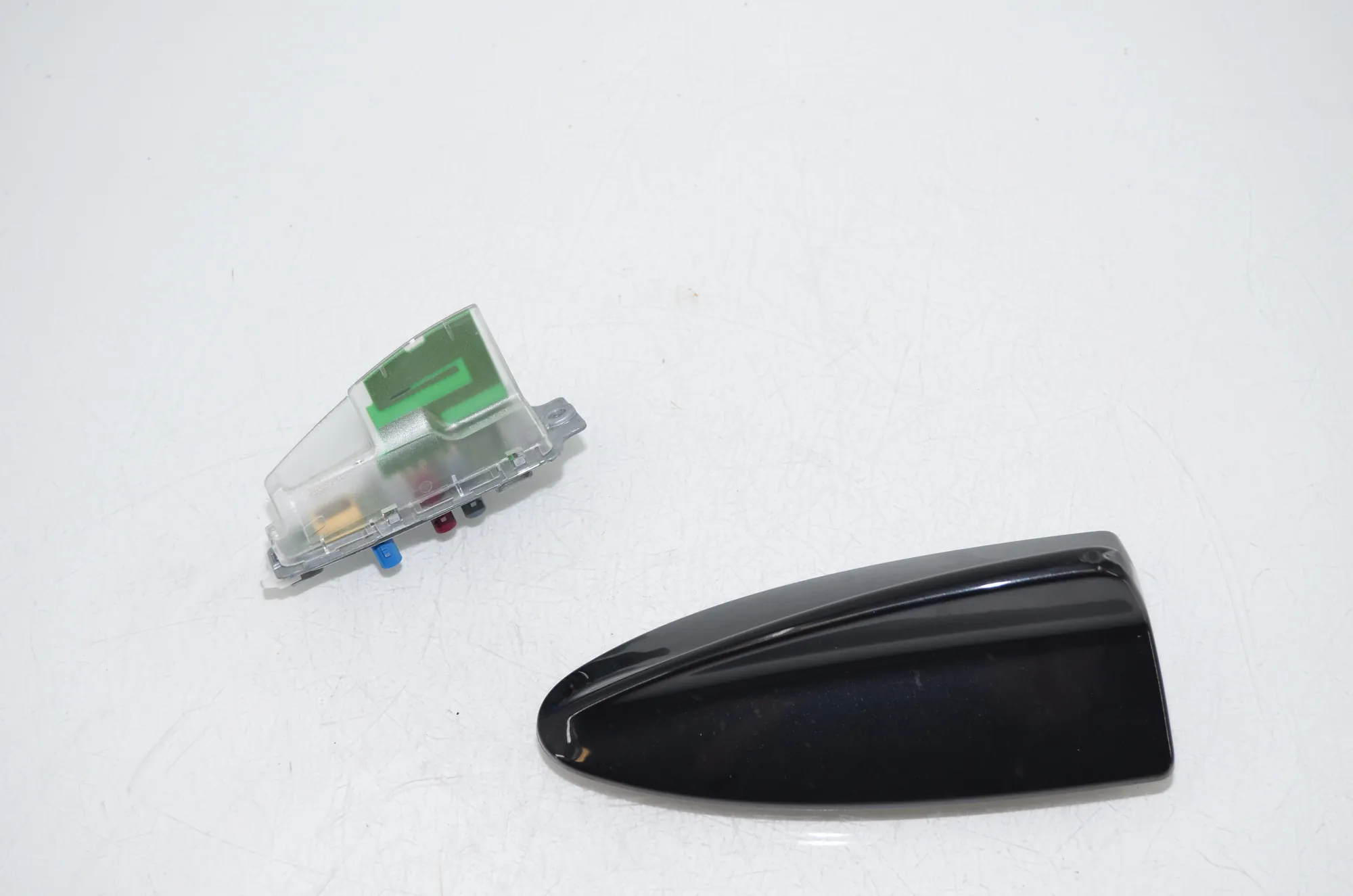 Antenna Trim – OEM 9226896 · BMW X3 (F25) xDrive 30 d 2014