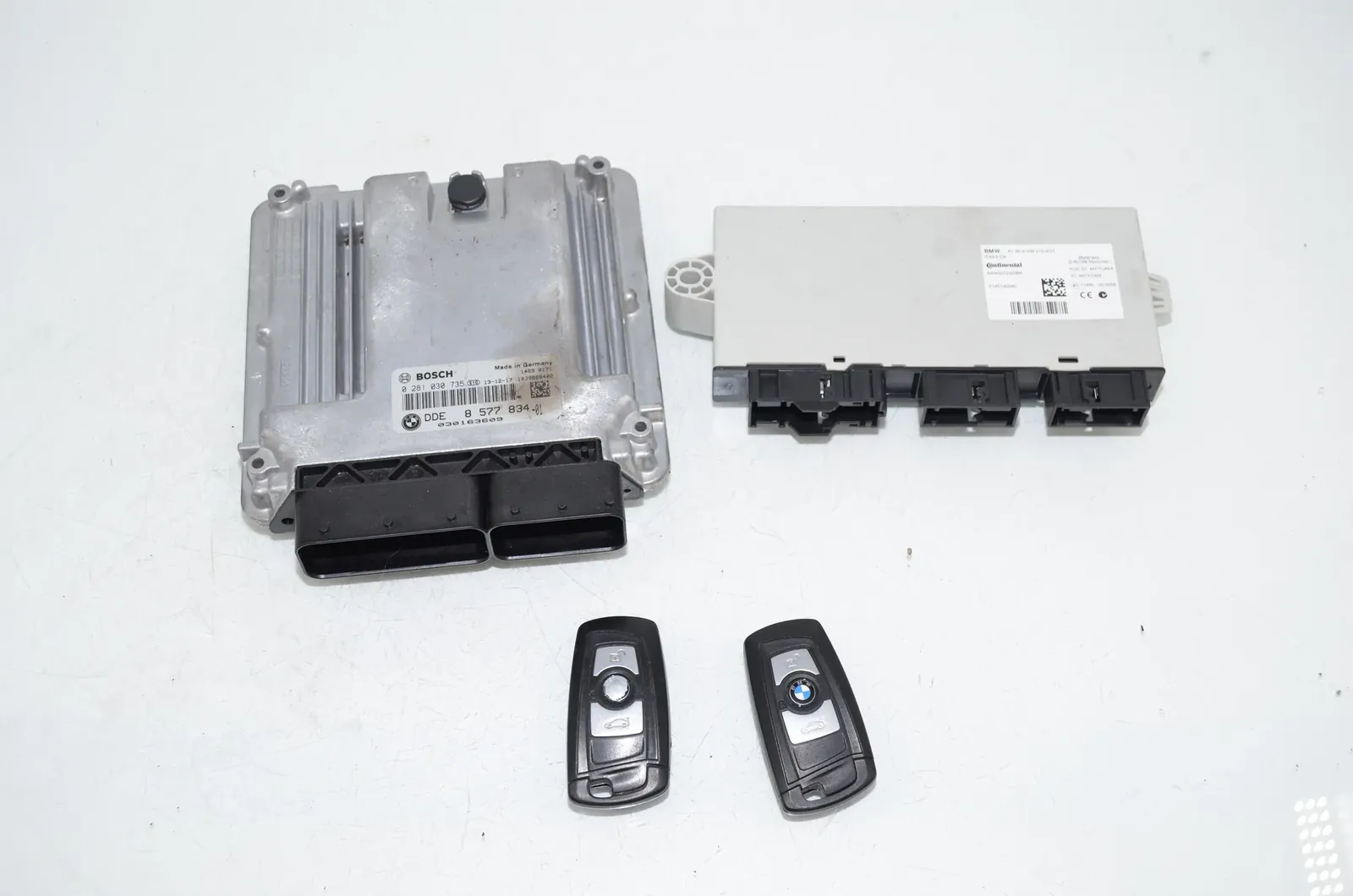 Engine Ignition ECU Set – OEM 8577834 · BMW X3 (F25) xDrive 30 d 2014