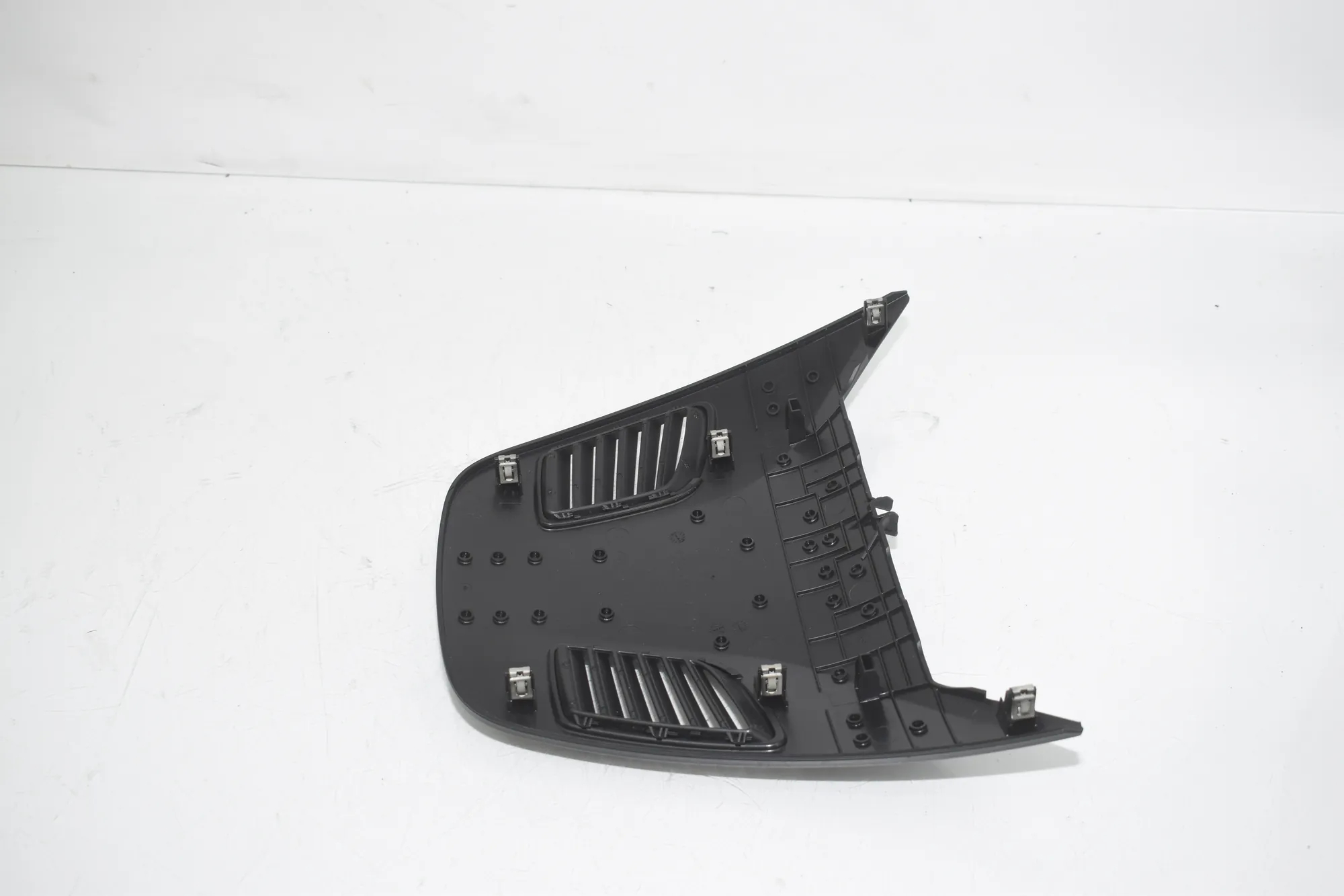 Loudspeaker Cover – OEM 6821112 · BMW 5 Touring (G31) (2017 - -) 520 d 2019 – 3
