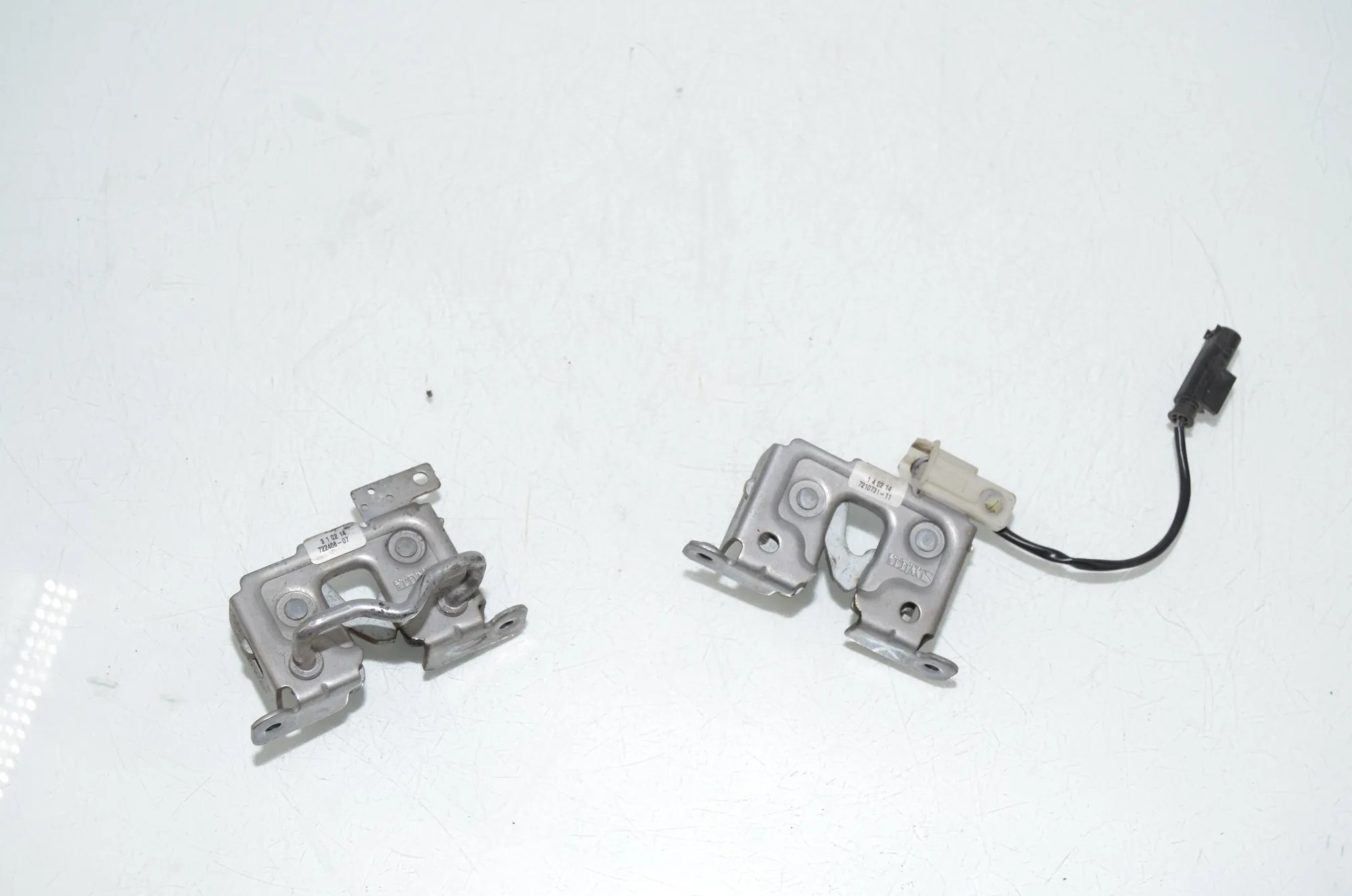 Bonnet Lock – OEM 7224883 · BMW X3 (F25) xDrive 30 d 2014 – 2