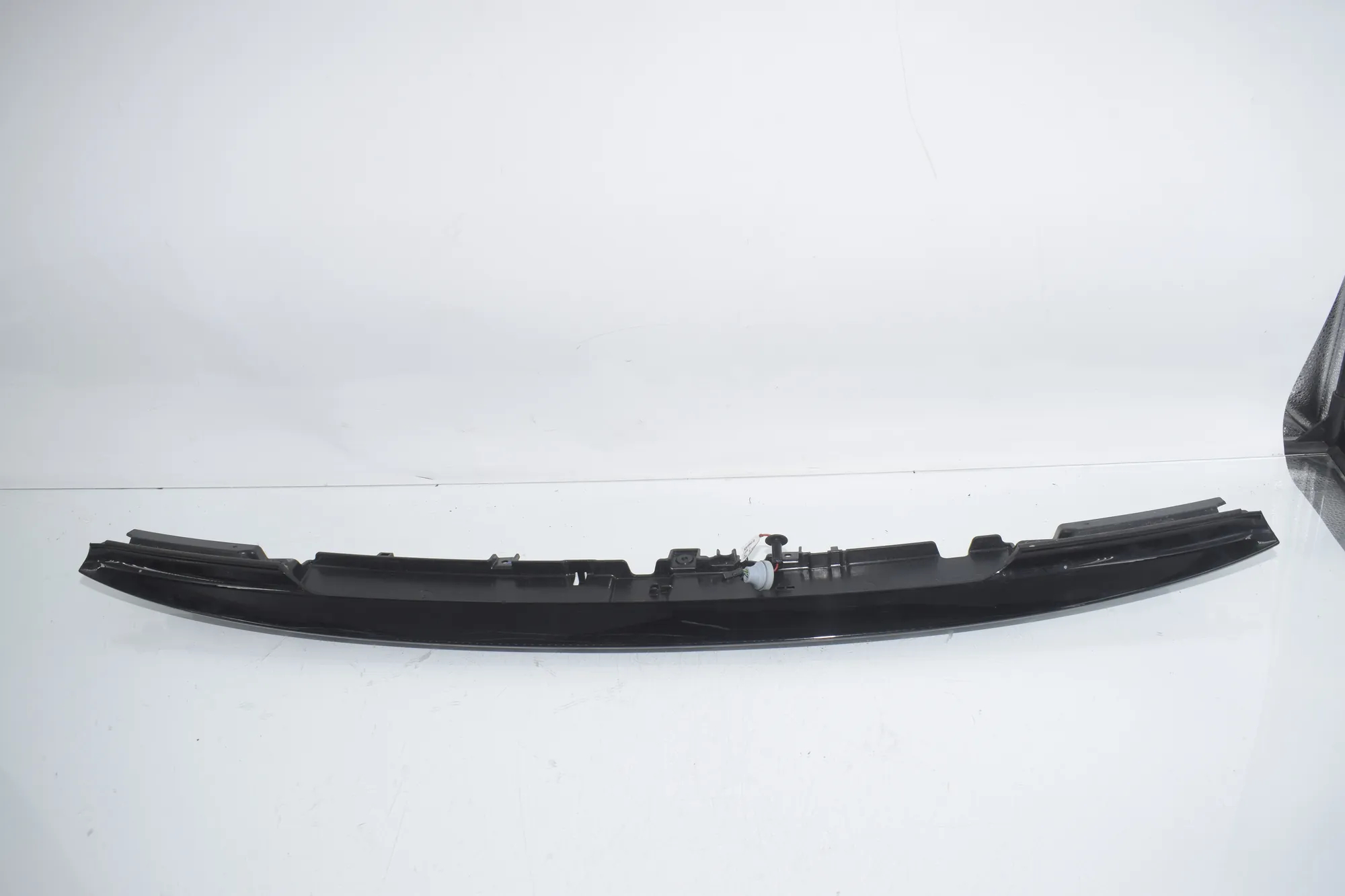 Tailgate Bootlid Spoiler – OEM 7425435 · BMW 5 Touring (G31) (2017 - -) 520 d 2019