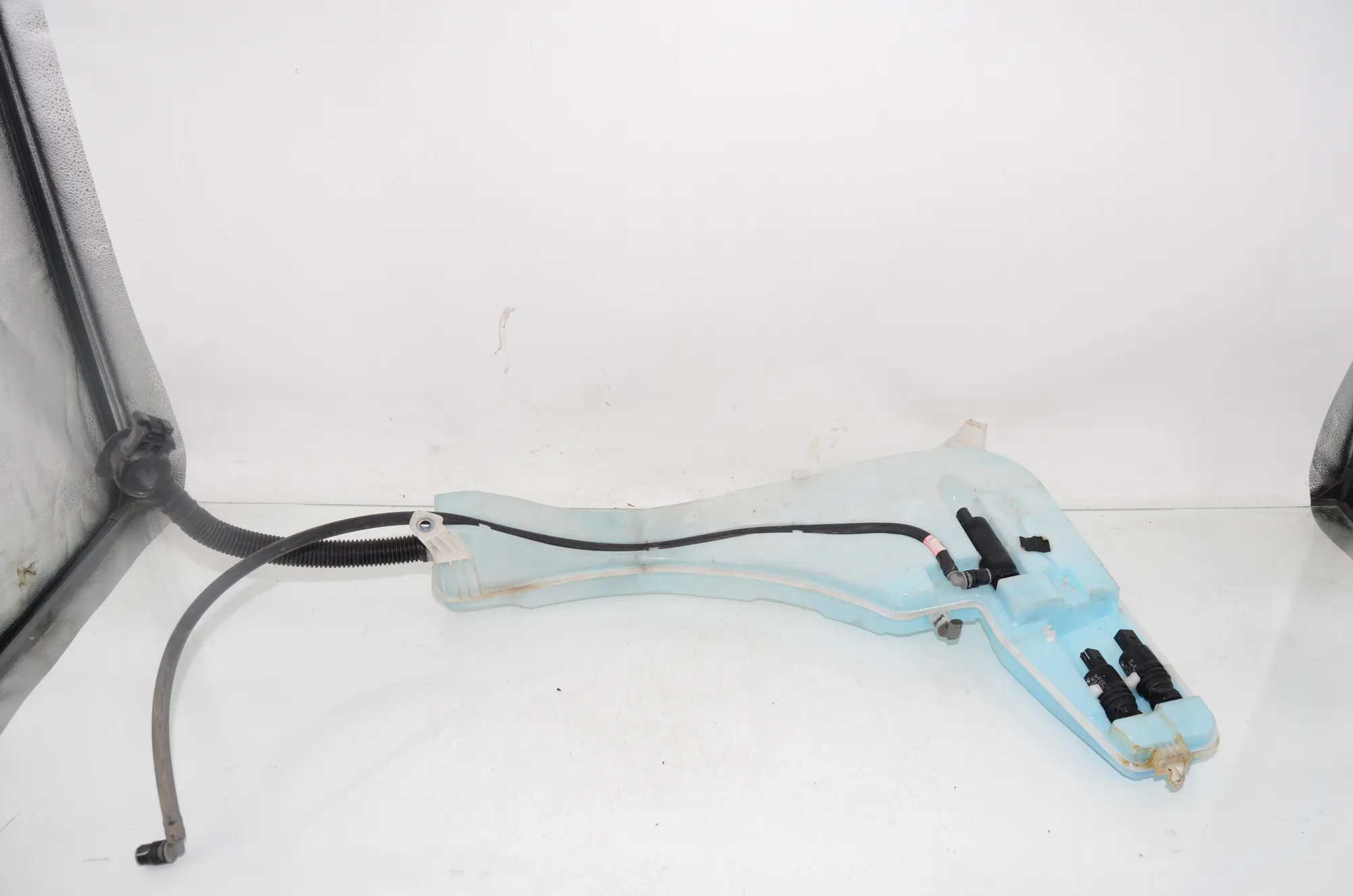 Window Washer Tank – OEM 7255828 · BMW X3 (F25) xDrive 30 d 2014
