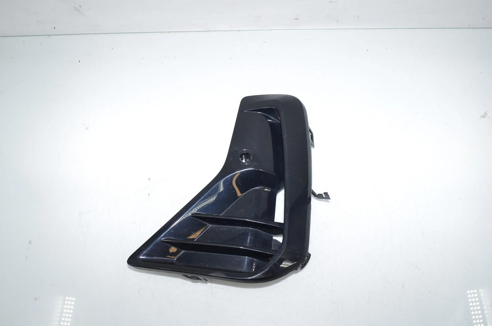 Other Trim Parts – OEM 8081923 · BMW iX3 (G08) BMW iX3 (G08) Electric (286 HP) 2021