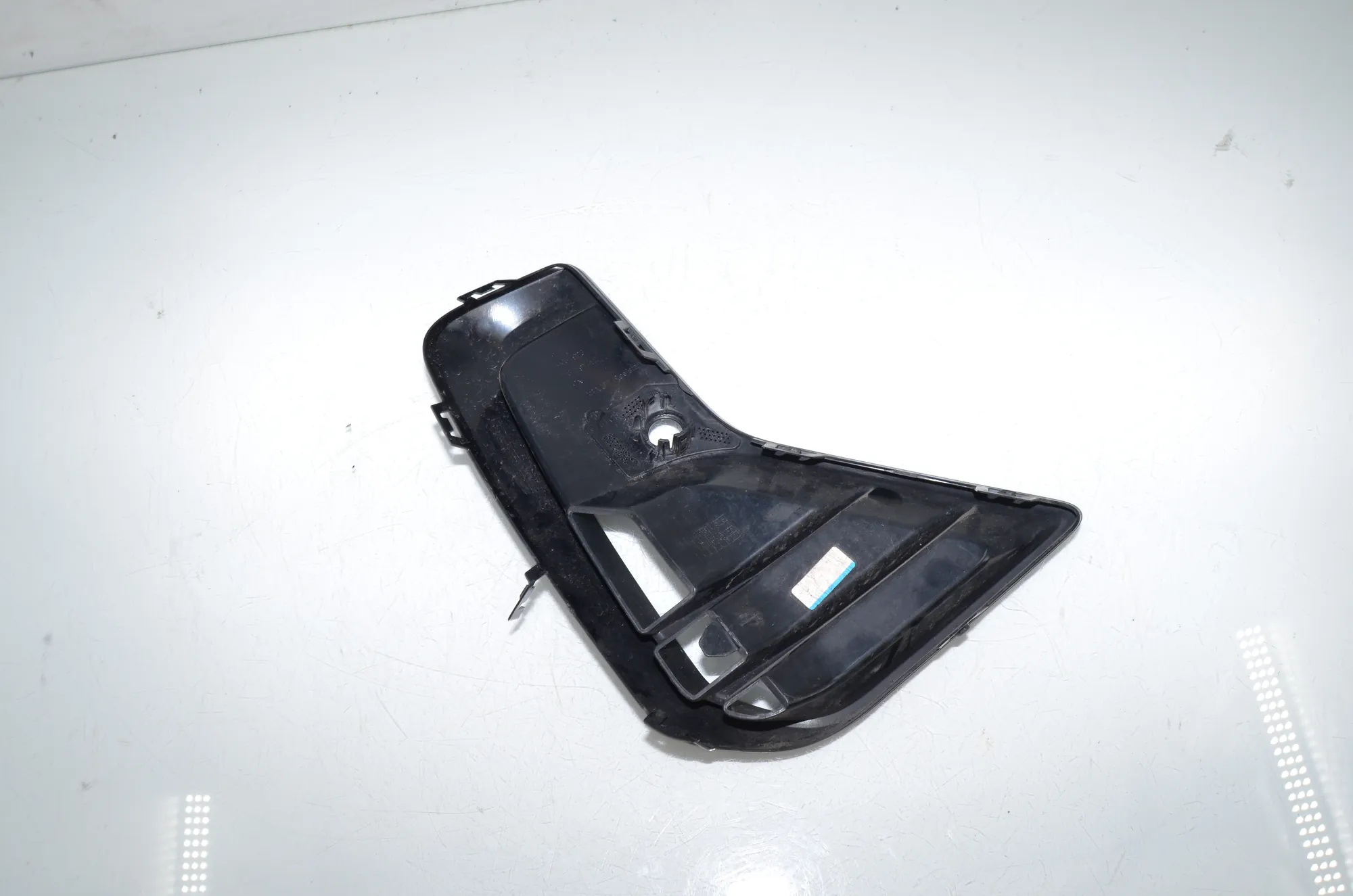Other Trim Parts – OEM 8081923 · BMW iX3 (G08) BMW iX3 (G08) Electric (286 HP) 2021 – 3