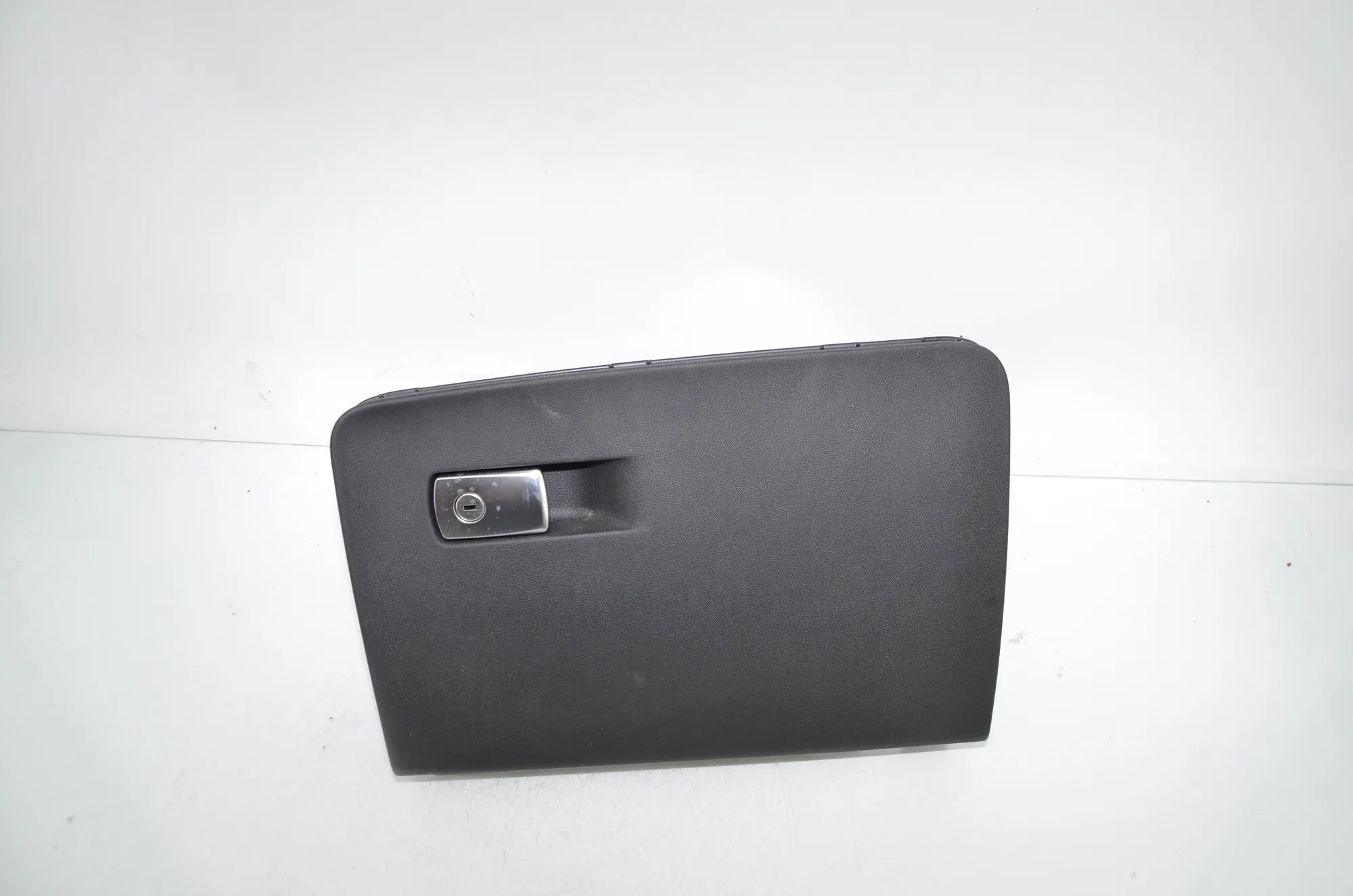 Glove Compartment – OEM 9363451 · BMW X3 (G01, F97) BMW X3 (G01, F97) M 2020