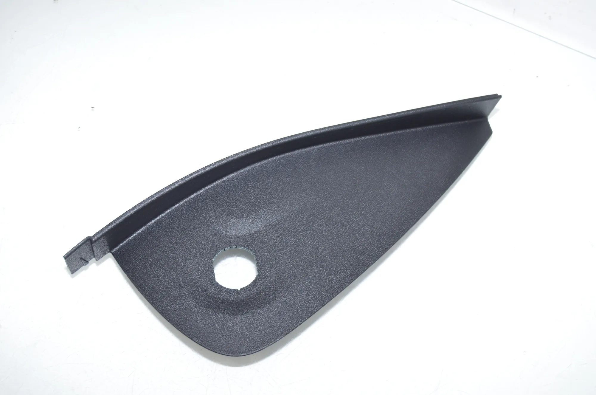 Dashboard Side Trim – OEM 6840088 · BMW iX3 (G08) BMW iX3 (G08) Electric (286 HP) 2021