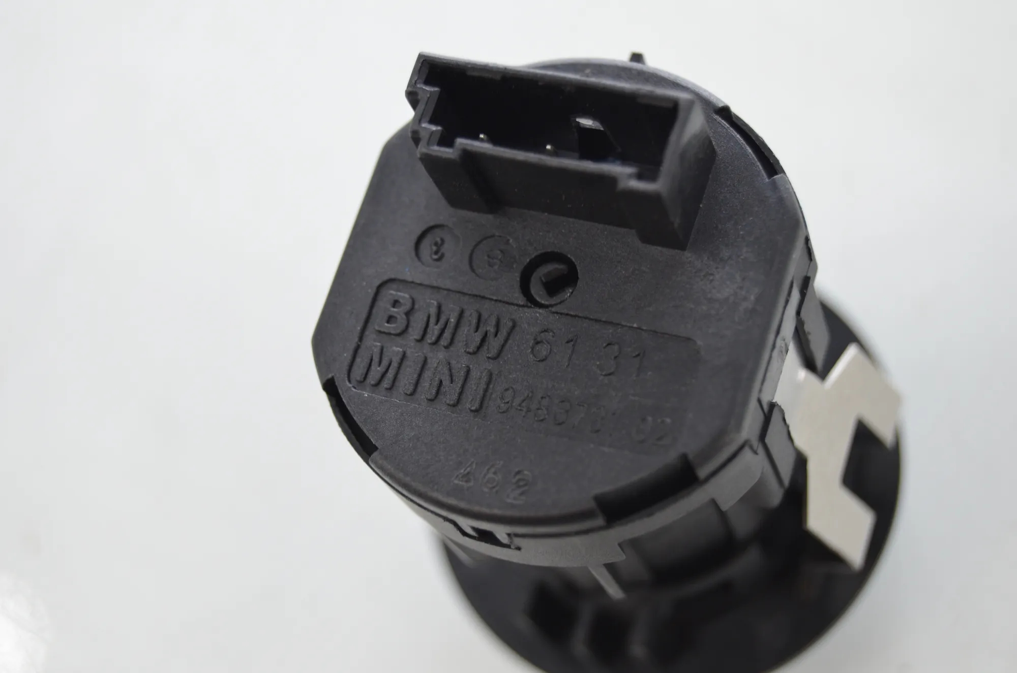 SRS Switch – OEM 9483731 · BMW i4 (G26) BMW i4 (G26) eDrive35 2023 – 4