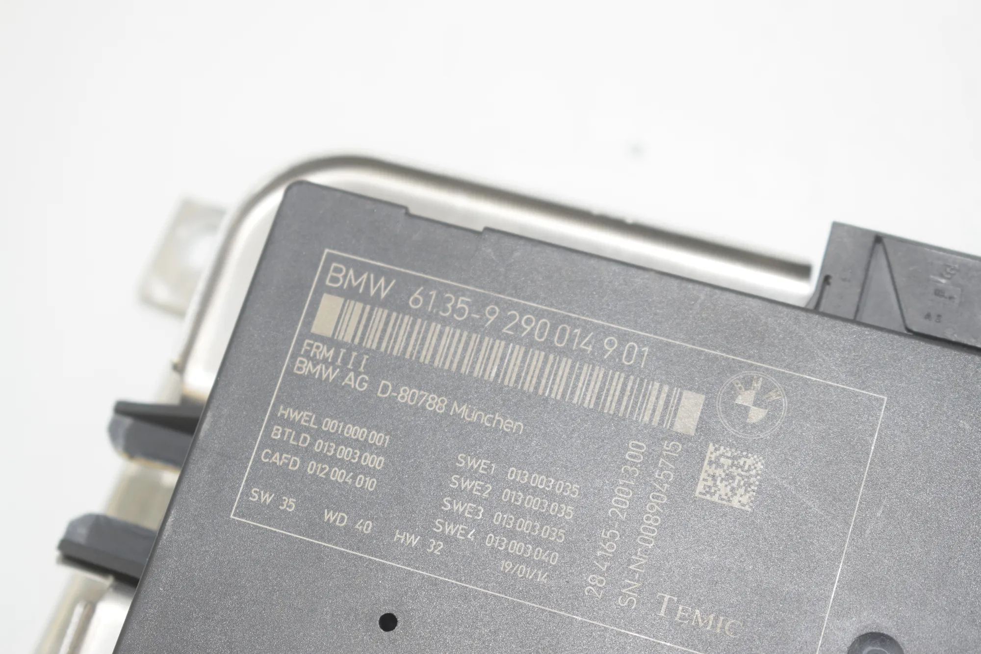 Other Control Units – OEM 9392339 · BMW X3 (F25) xDrive 30 d 2014 – 3