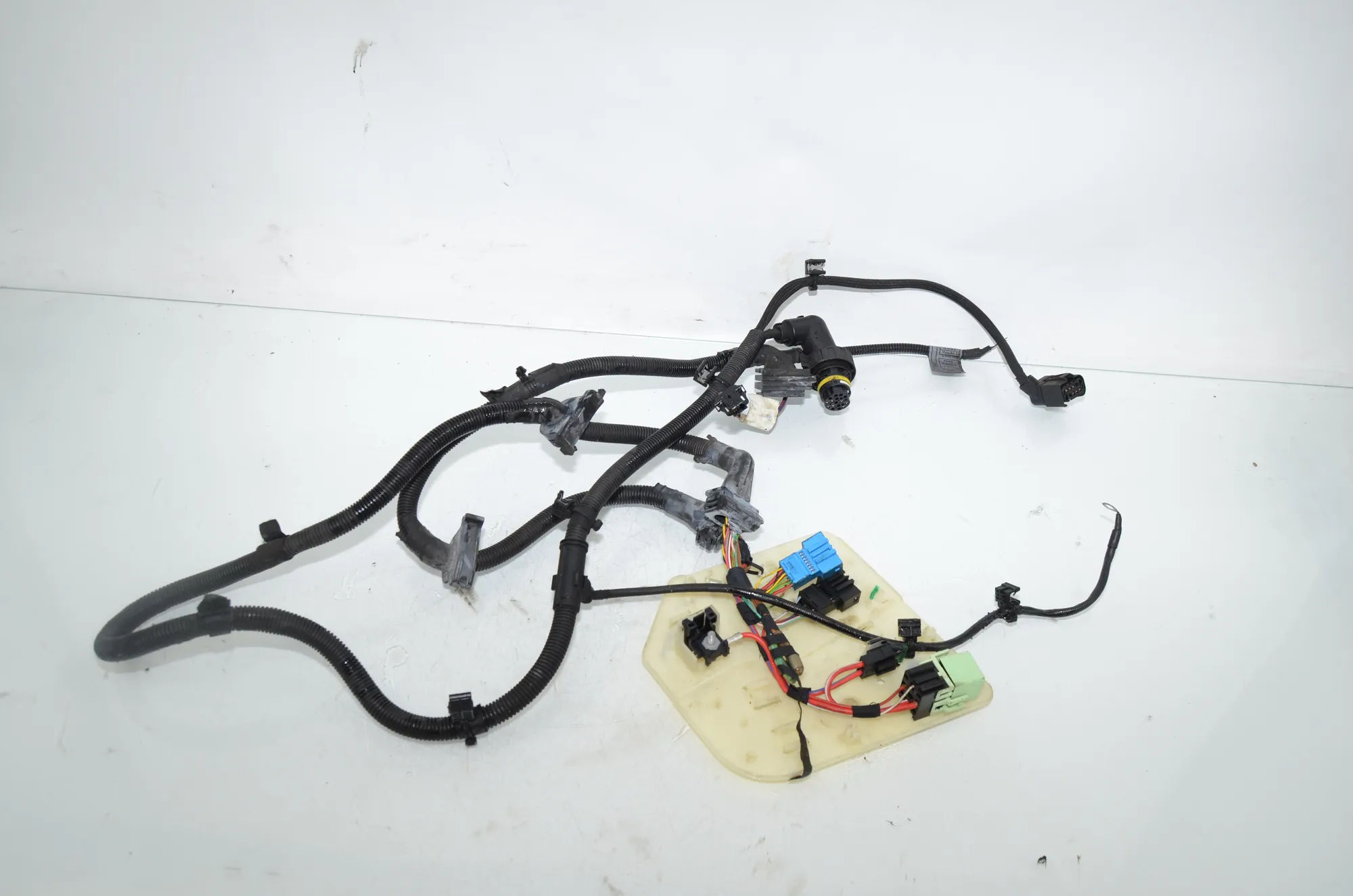 Engine Cable Harness – OEM 8507943 · BMW 5 Touring (F11) 530 d xDrive 2011 – 3