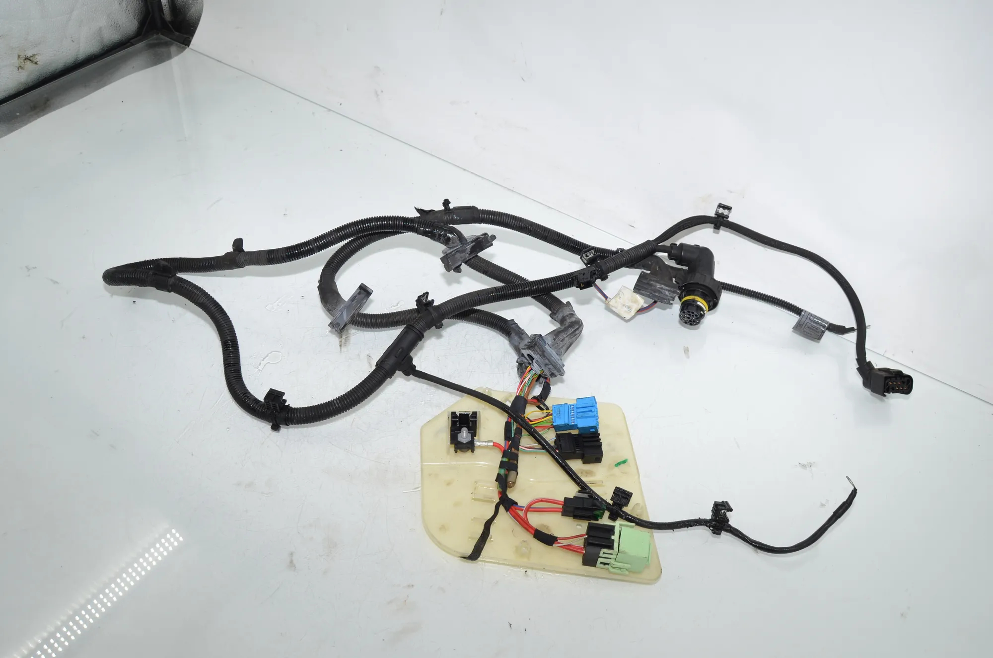 Engine Cable Harness – OEM 8507943 · BMW 5 Touring (F11) 530 d xDrive 2011 – 4