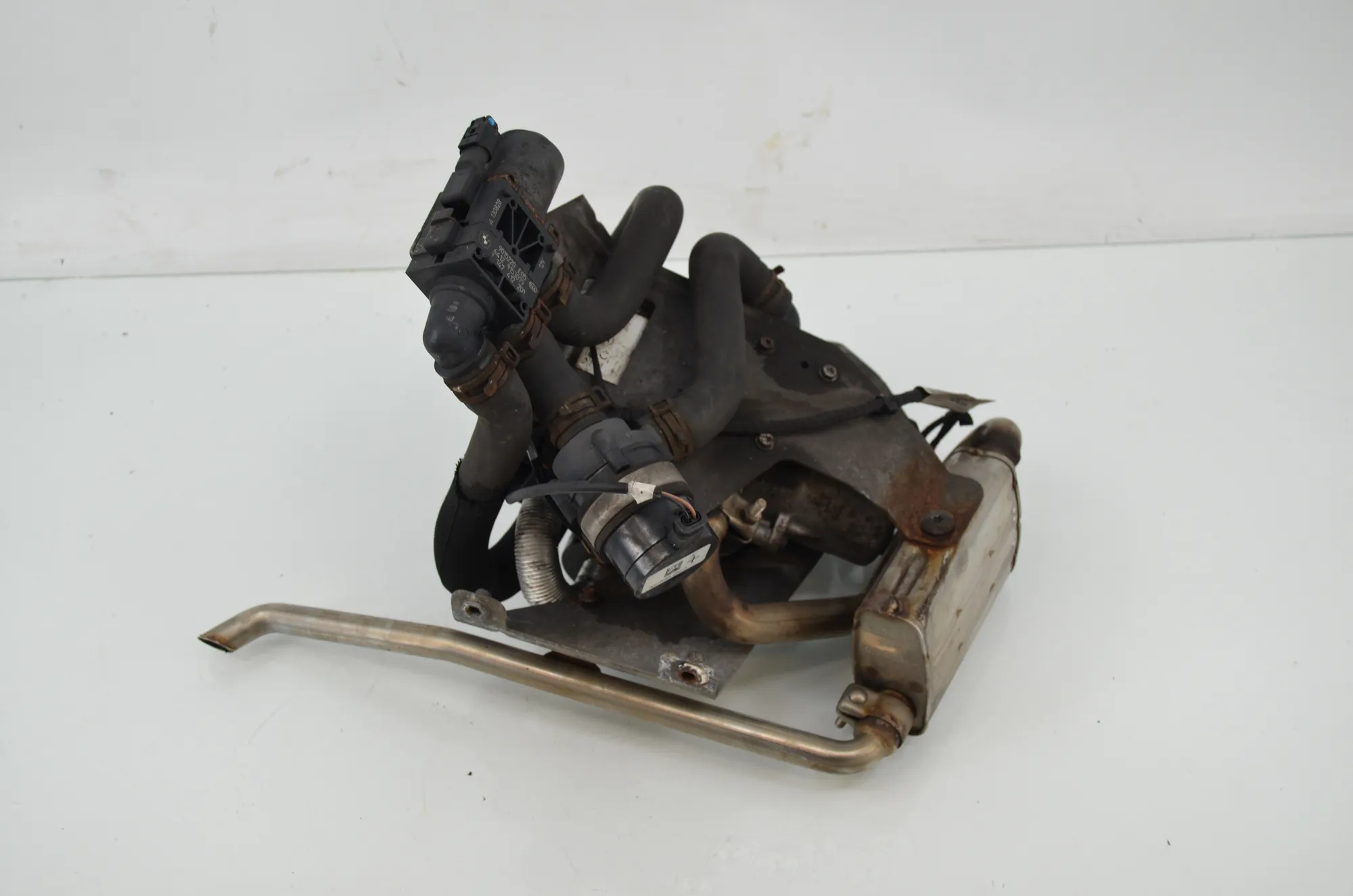 Webasto Auxiliary Heater – OEM 9250302 · BMW 5 Touring (F11) 530 d 2013 – 3