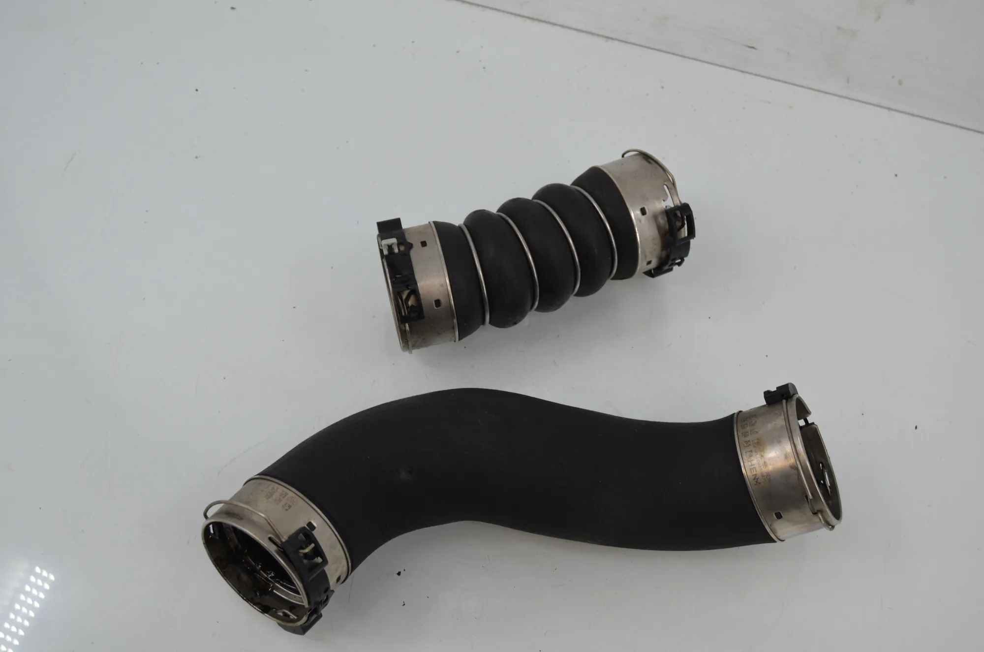 Intercooler Hose Pipe – OEM 8516509 · BMW 5 Touring (F11) 530 d 2013 – 2