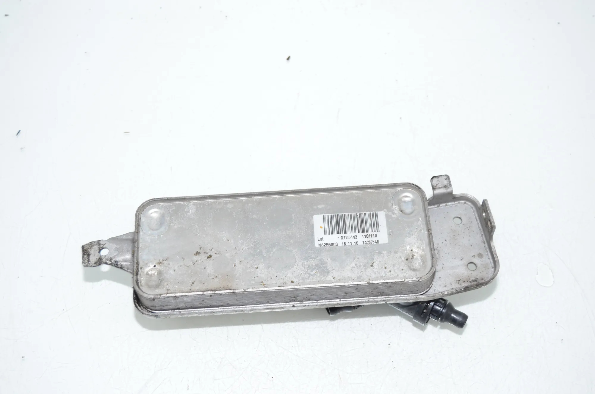 Oil Cooling Radiator – OEM 7597890 · BMW 7 (F01, F02) 750 i 2010 – 4