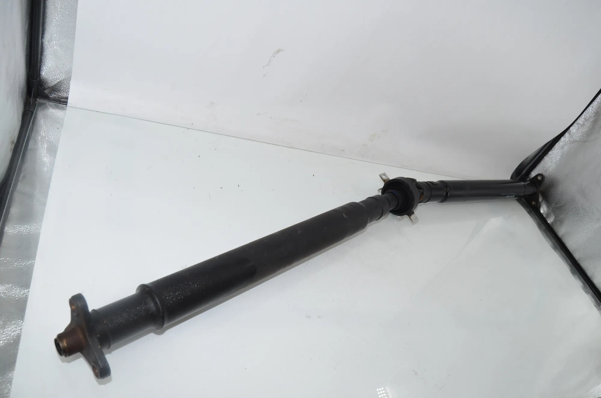 Propshaft Cardan – OEM 7562825 · BMW 7 (F01, F02) 750 i 2010 – 2