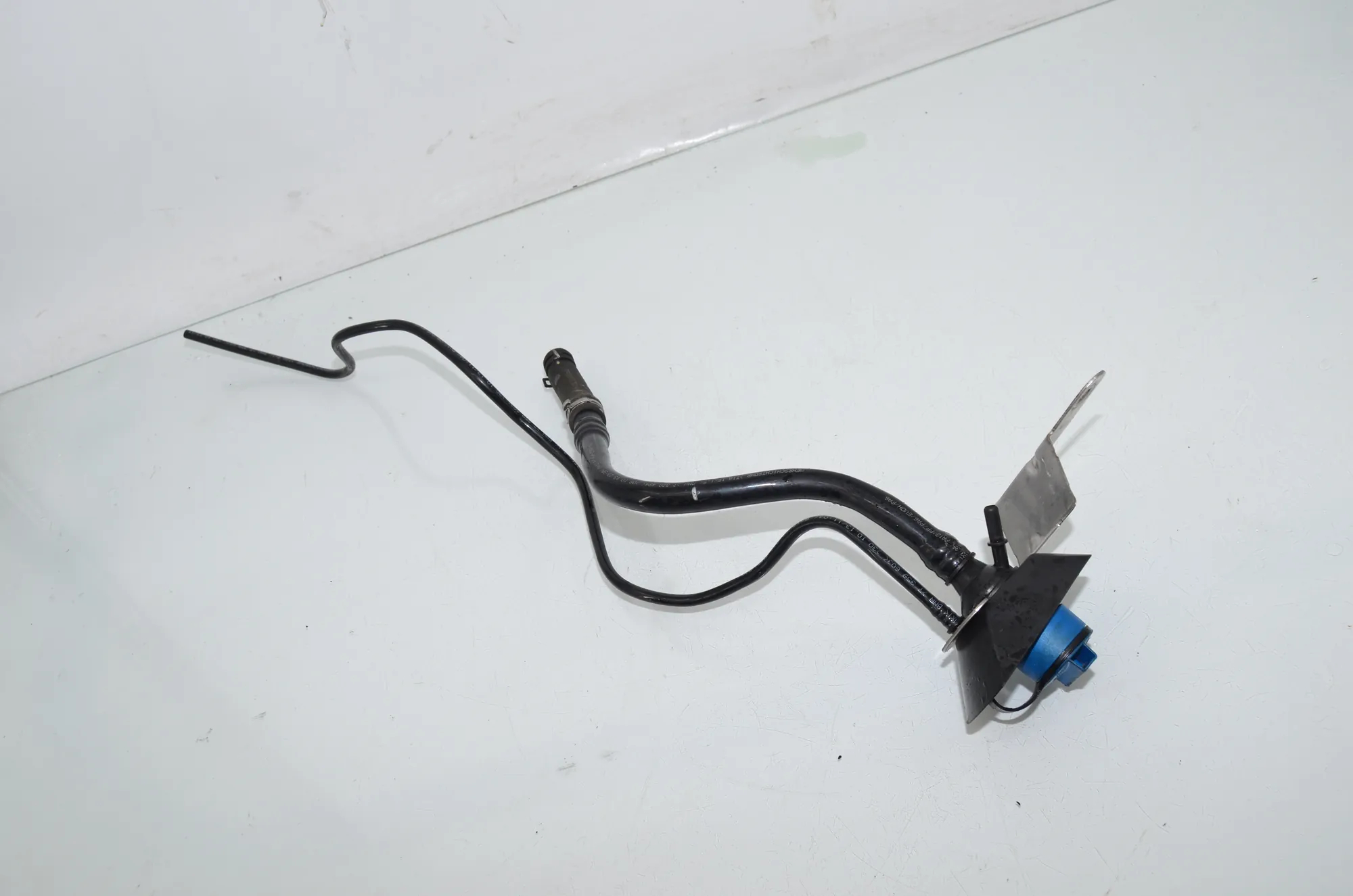 Fuel Tank Pipe – OEM 7295657 · BMW X5 (F15, F85) M 50 d 2014 – 3