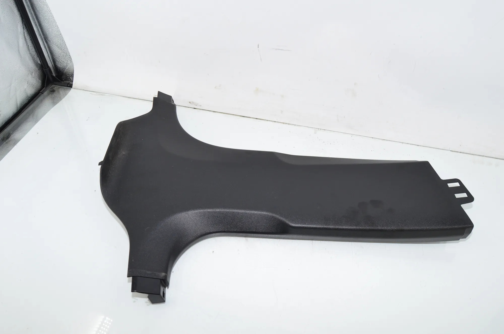 Right Side B Pillar Trim – OEM 7384530 · BMW 5 Touring (G31) (2017 - -) 520 d 2019