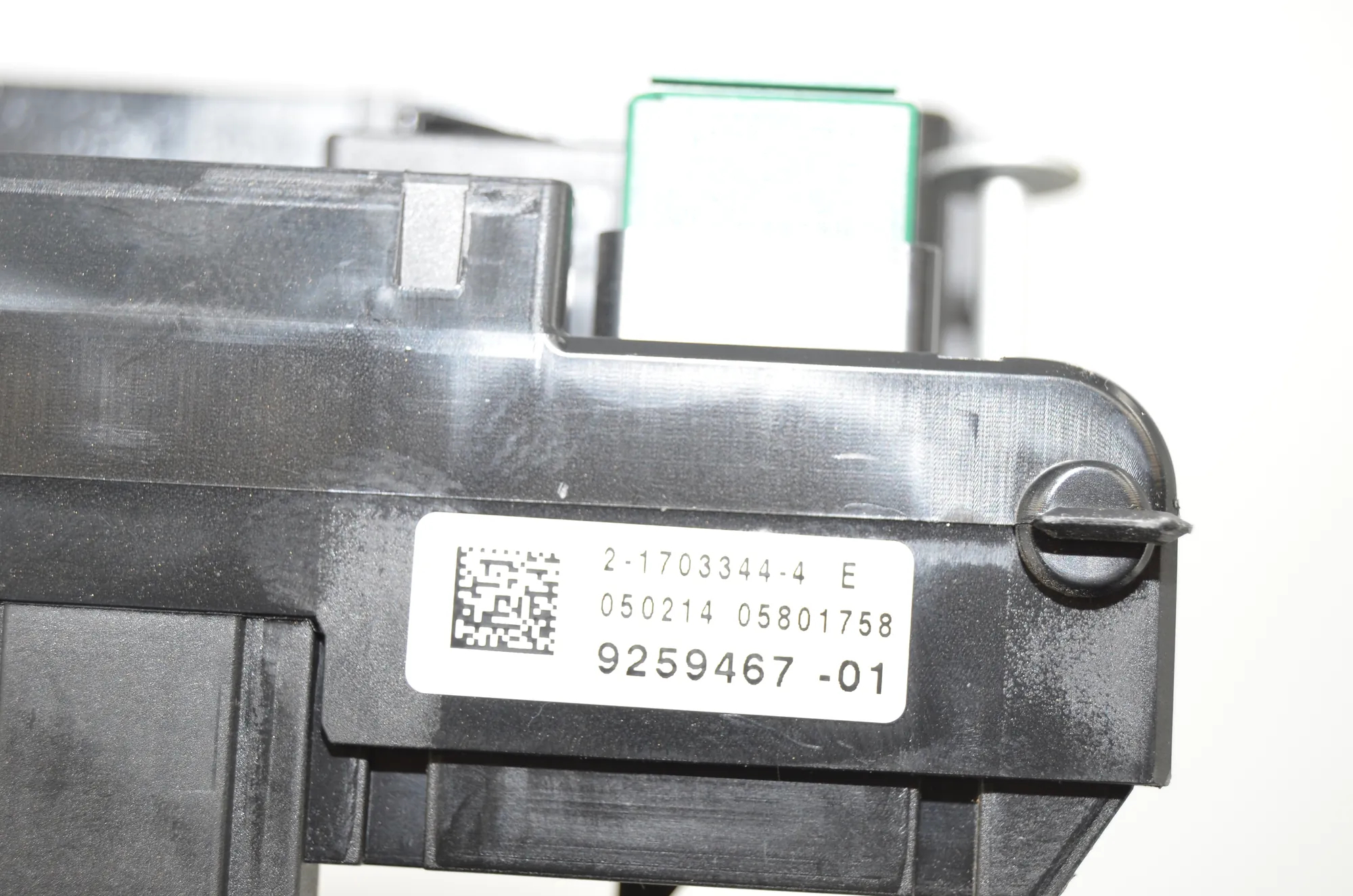 Fuse Box – OEM 9259467 · BMW X3 (F25) xDrive 30 d 2014 – 6