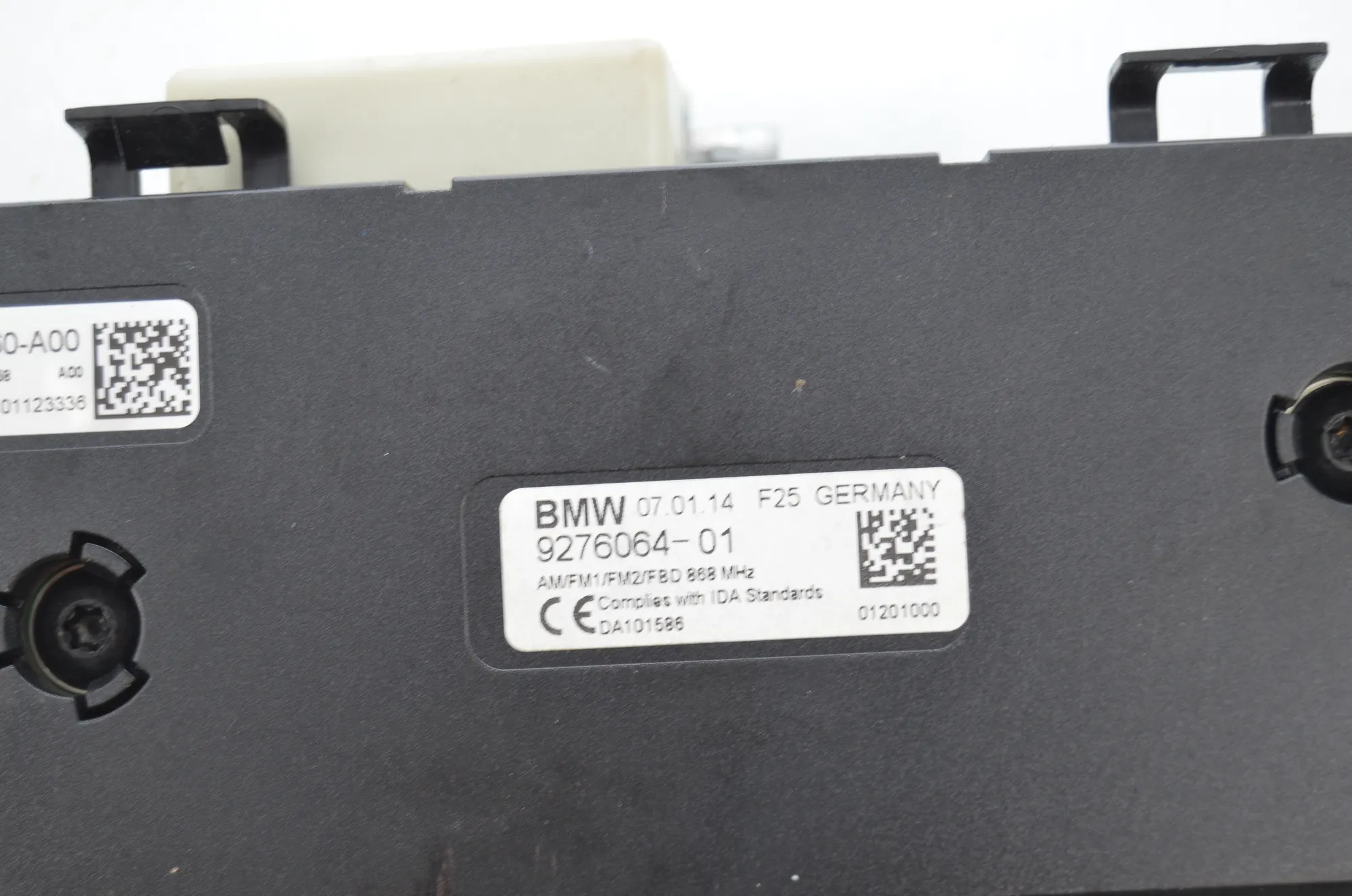 Antenna Amplifier – OEM 6935024 · BMW X3 (F25) xDrive 30 d 2014 – 8