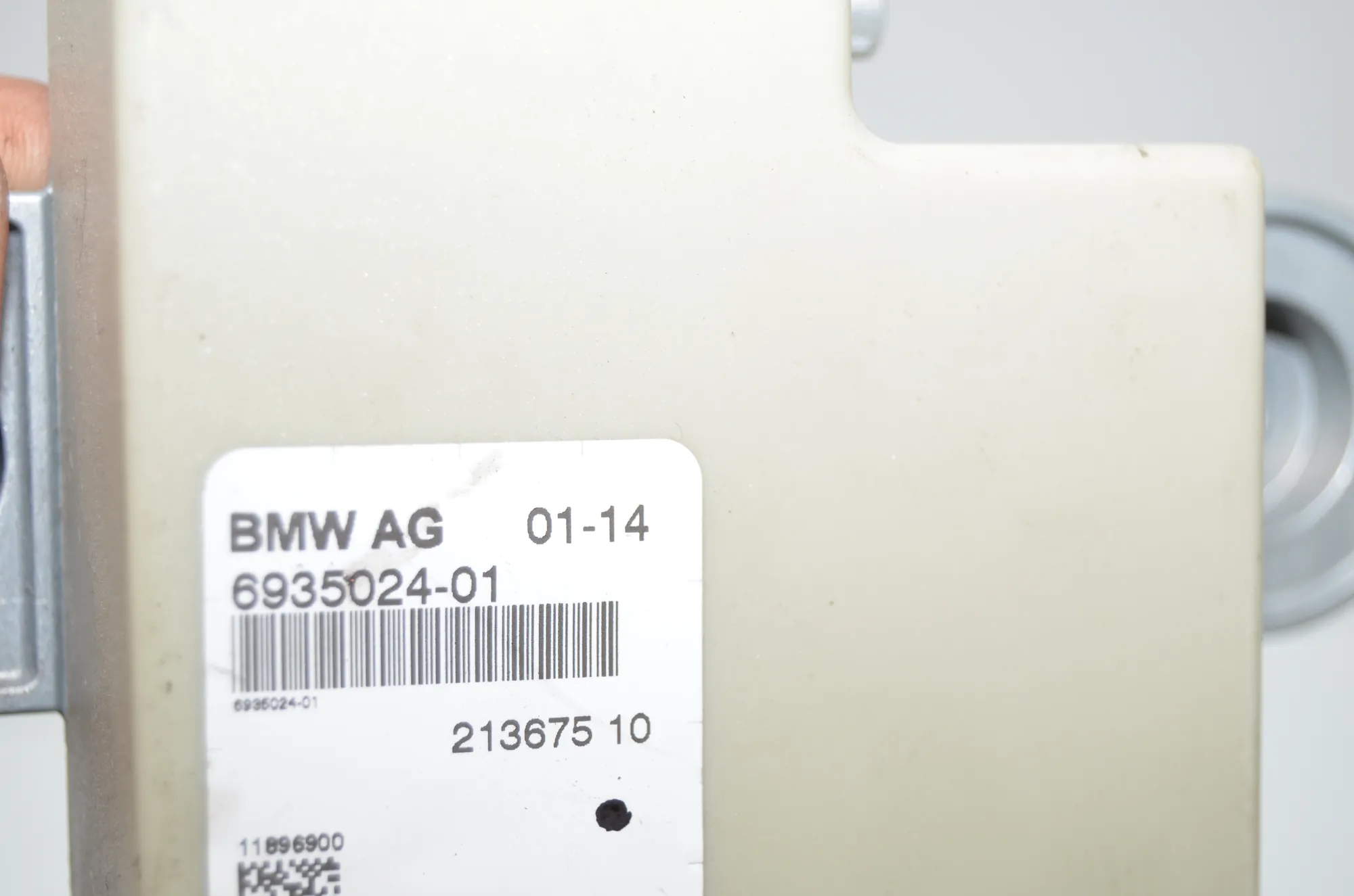 Antenna Amplifier – OEM 6935024 · BMW X3 (F25) xDrive 30 d 2014 – 7