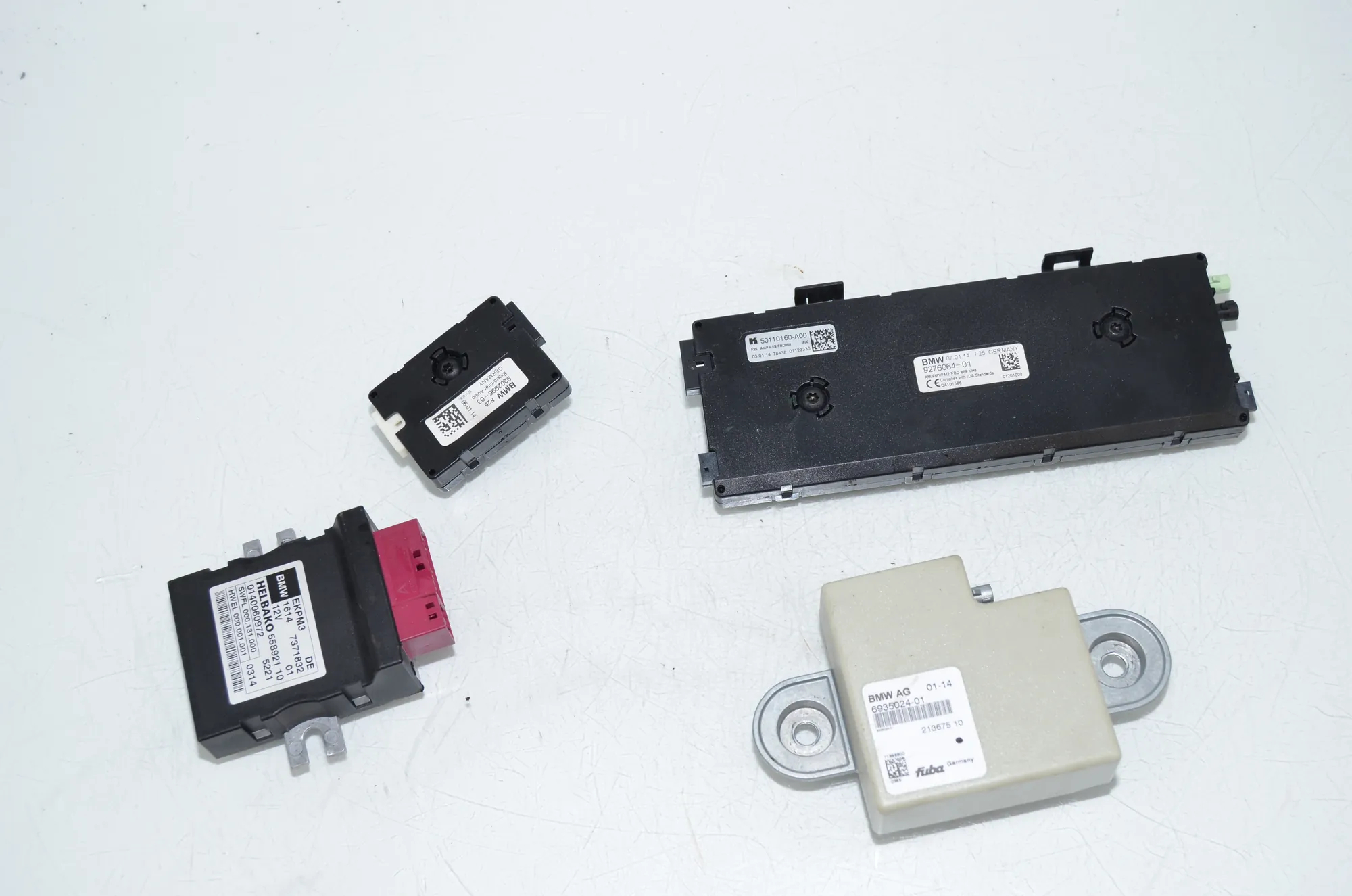 Antenna Amplifier – OEM 6935024 · BMW X3 (F25) xDrive 30 d 2014