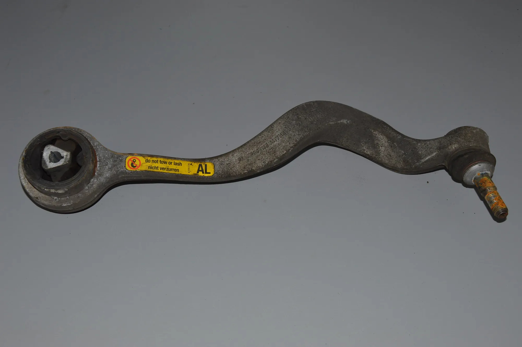 Front Left Curved Control Arm · BMW 5 (E60) 530 d 2007 – 2