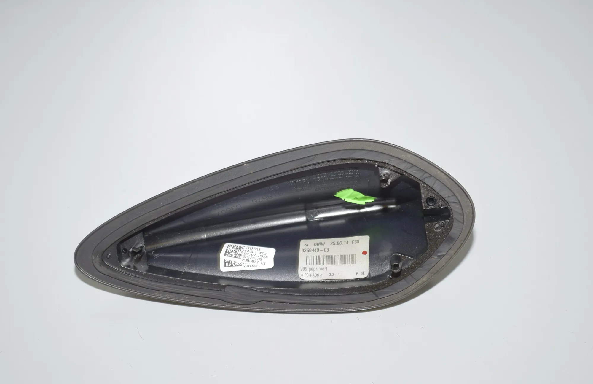 Antenna Trim – OEM 9259440 · BMW 4 Coupe (F32, F82) 435 d xDrive 2014 – 3