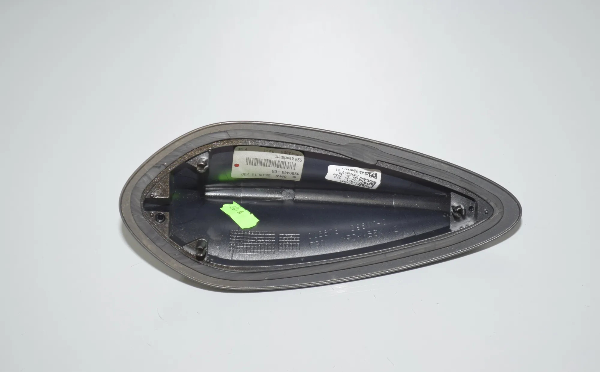 Antenna Trim – OEM 9259440 · BMW 4 Coupe (F32, F82) 435 d xDrive 2014 – 4
