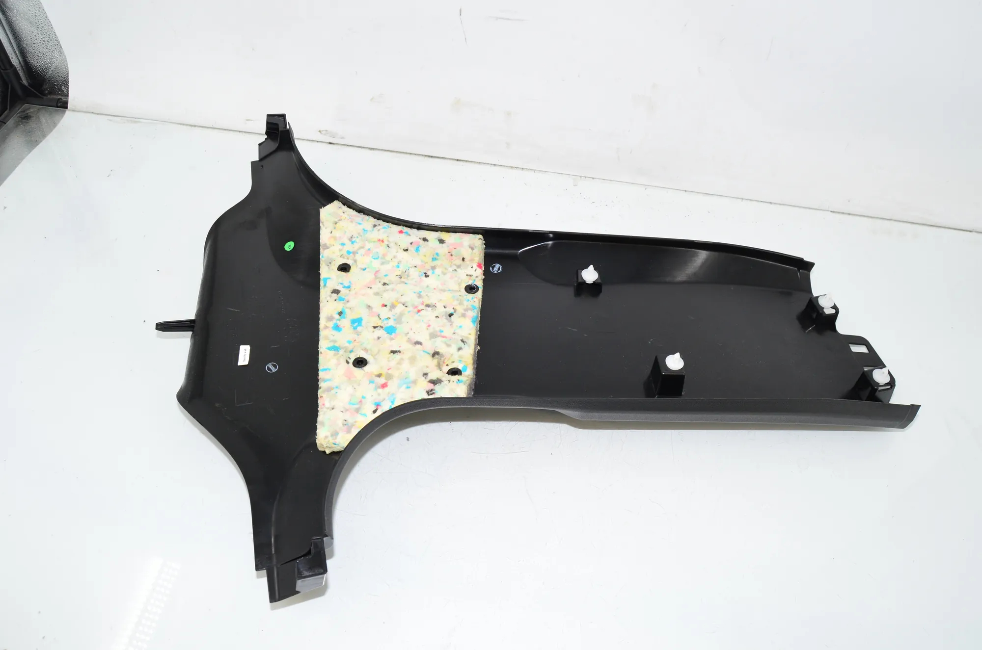 Left Side B Pillar Trim – OEM 7384529 · BMW 5 Touring (G31) (2017 - -) 520 d 2019 – 3