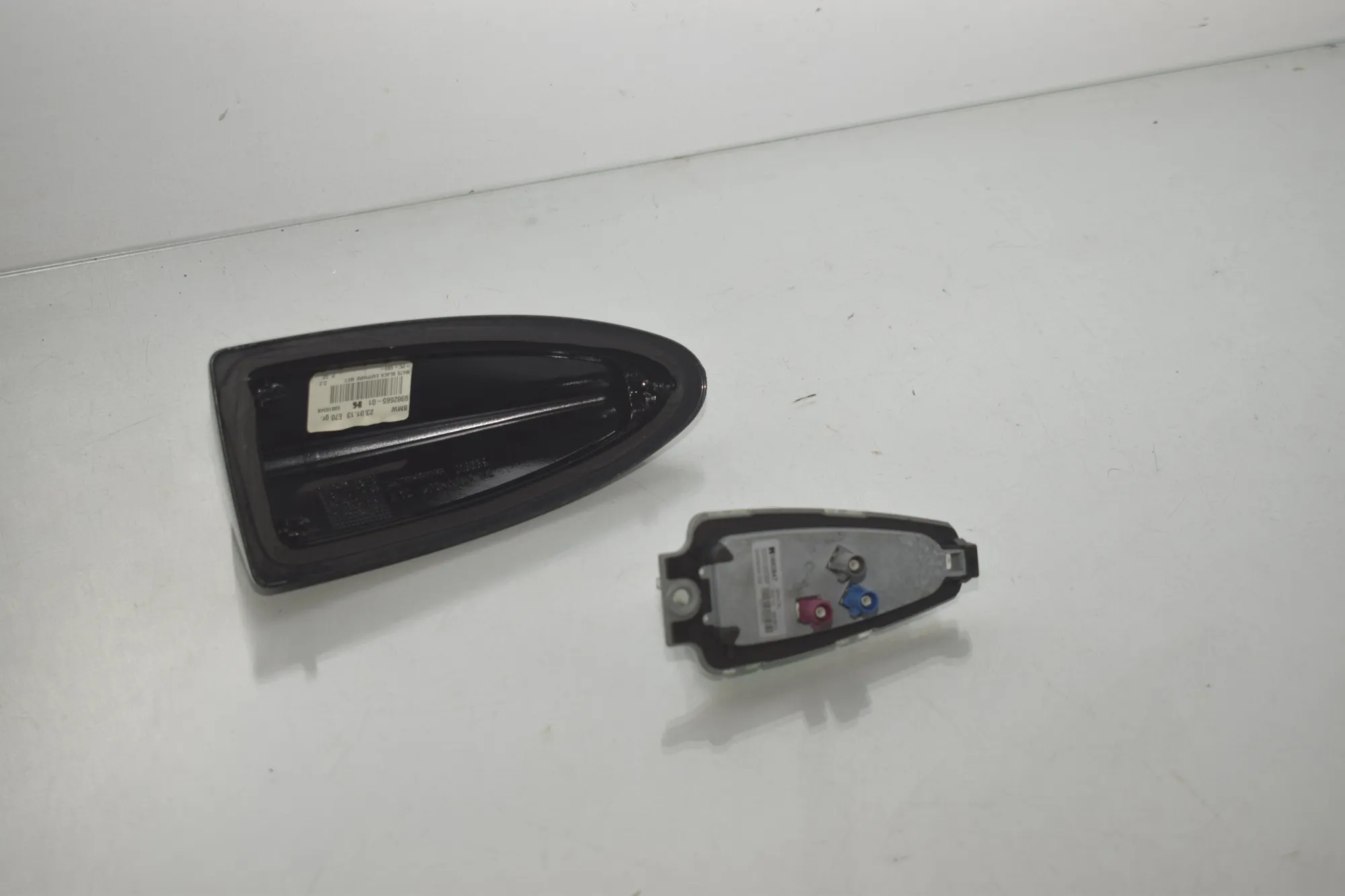 Antenna Trim – OEM 6982665 · BMW 5 Touring (F11) 530 d xDrive 2013 – 5