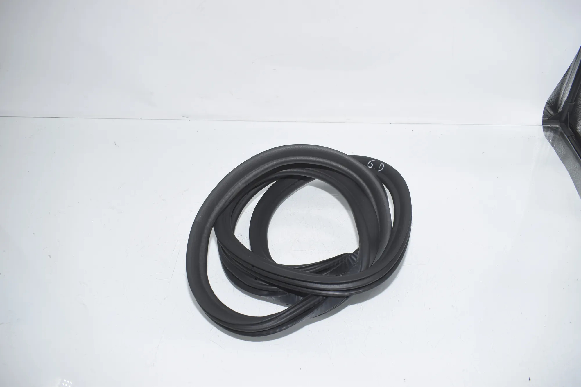 Rear Right Door Seal Rubber – OEM 7468733 · BMW 5 Touring (G31) (2017 - -) 520 d 2019