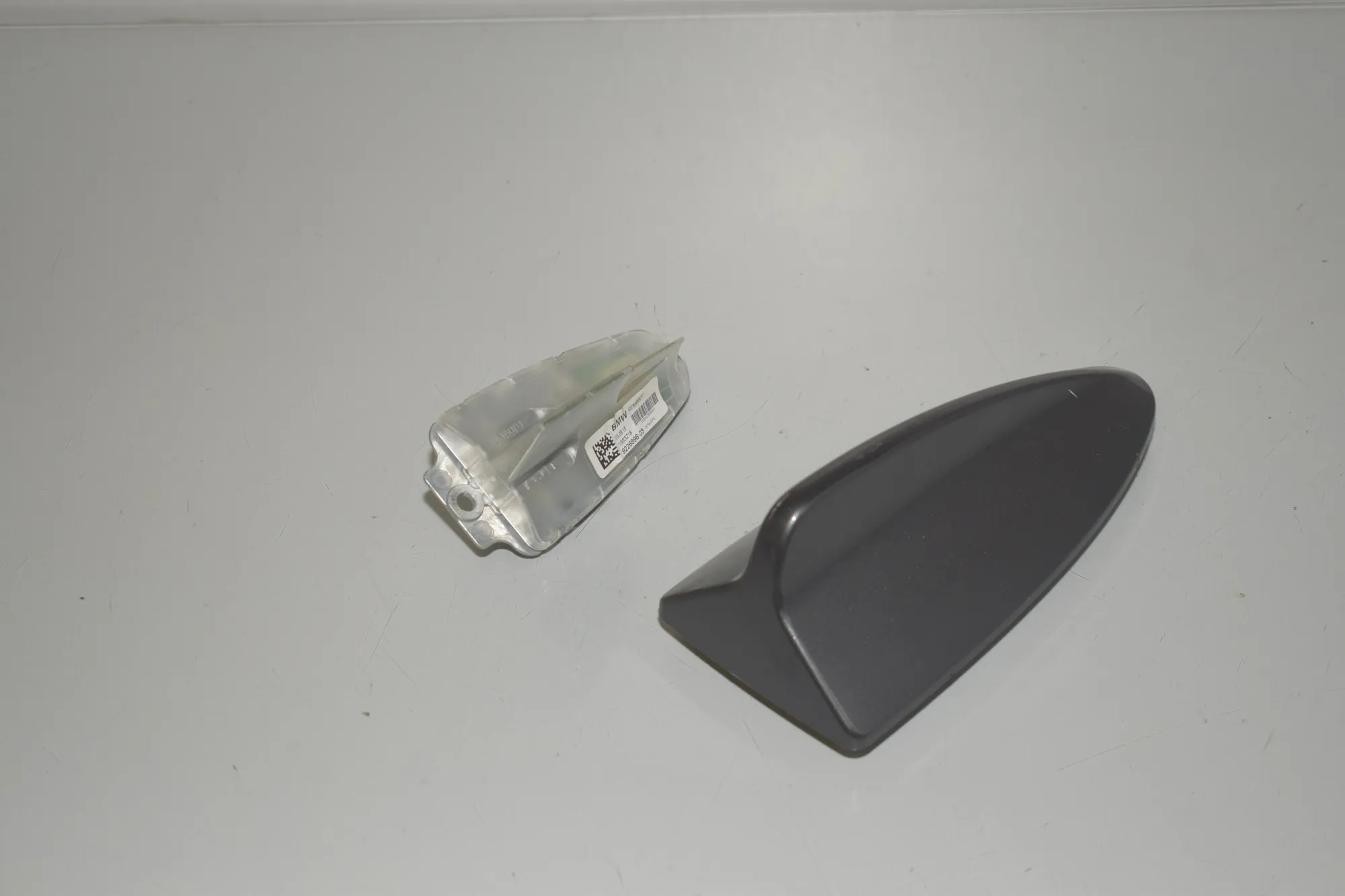 Antenna Trim – OEM 9226896 · BMW 5 Touring (F11) 530 d xDrive 2015 – 3