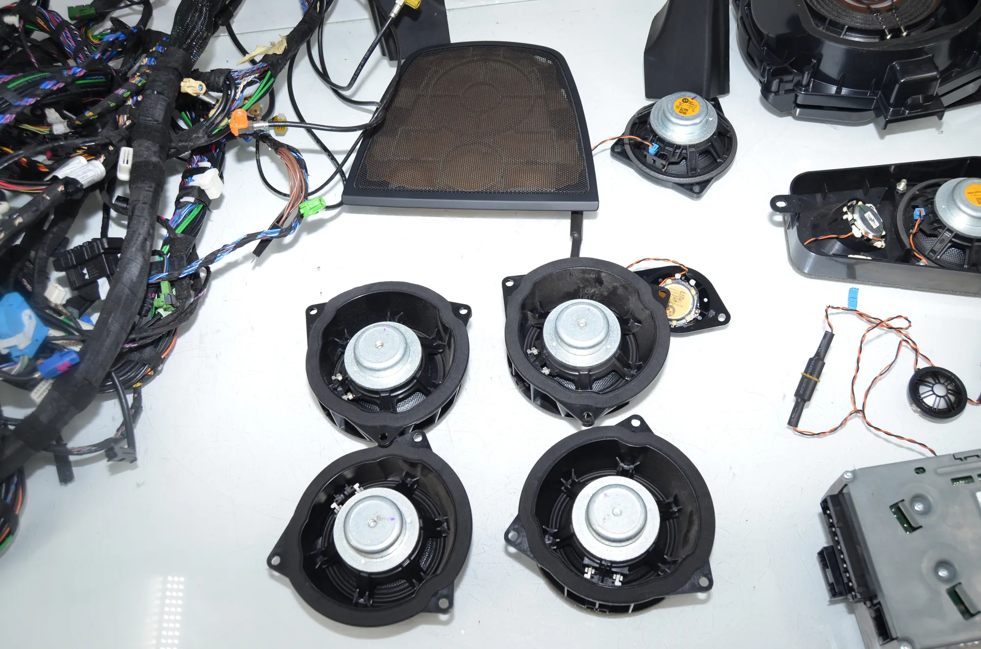Sound Audio System Set – OEM 9324852 · BMW X5 (F15, F85) M 50 d 2014 – 7