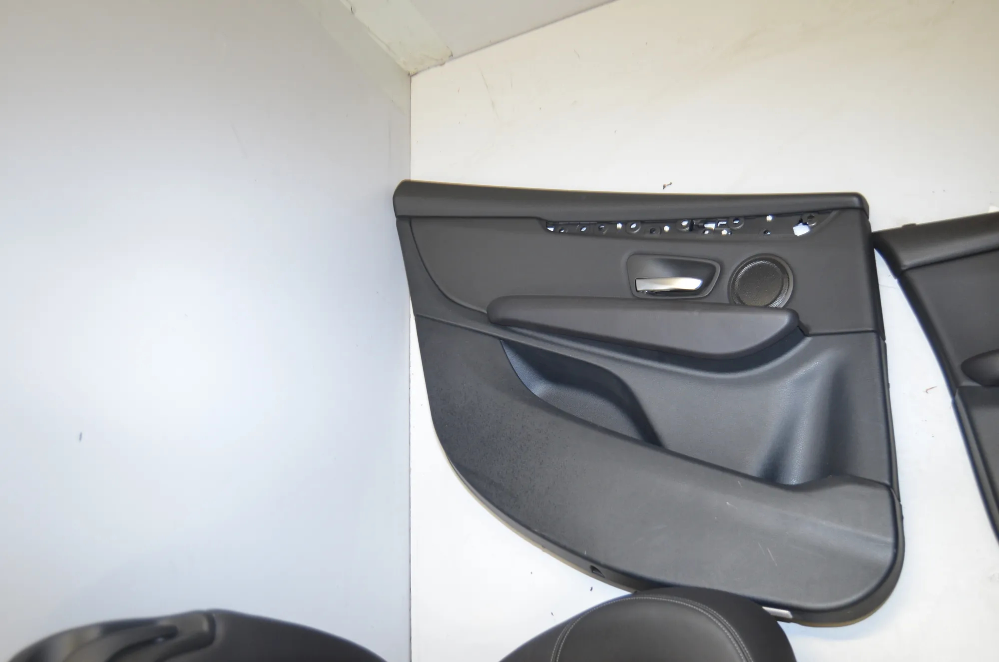 Seat set · BMW 2 Gran Tourer (F46) 216 i 2018 – 8