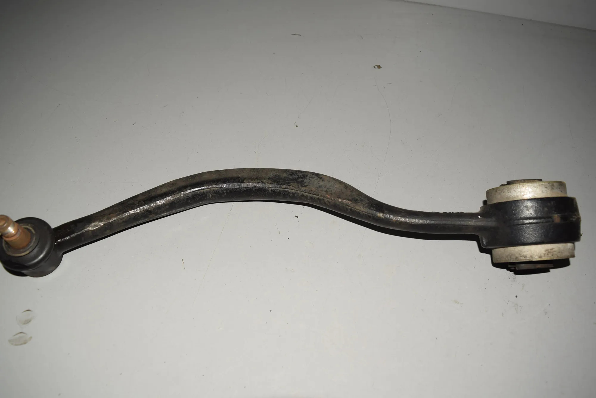 Front Left Curved Control Arm · BMW 7 (E38) BMW 7 (E38) 740 d 1999 – 2