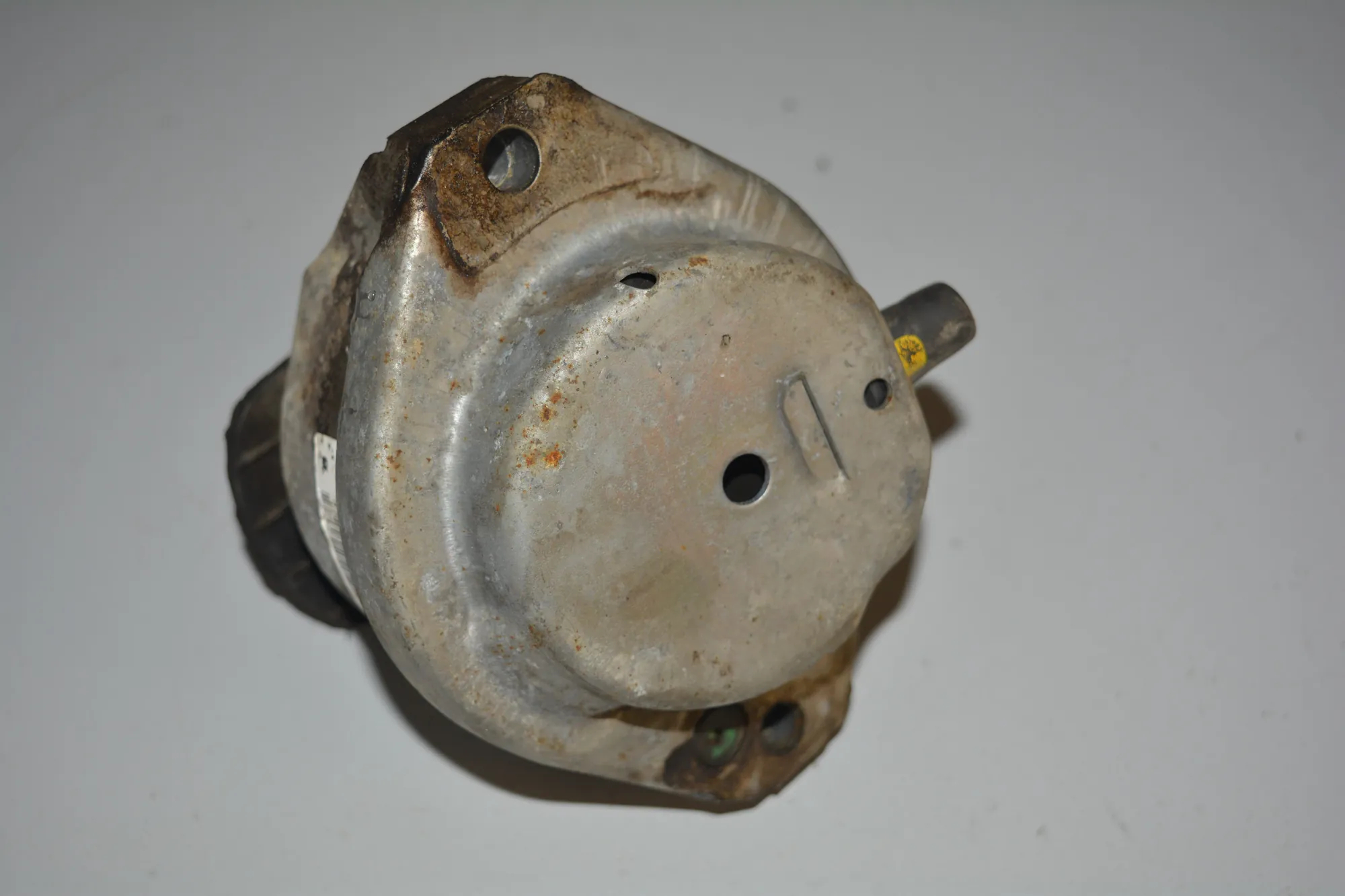 Right Side Engine Mount – OEM 6769874 · BMW 5 (E60) 520 d 2009 – 2