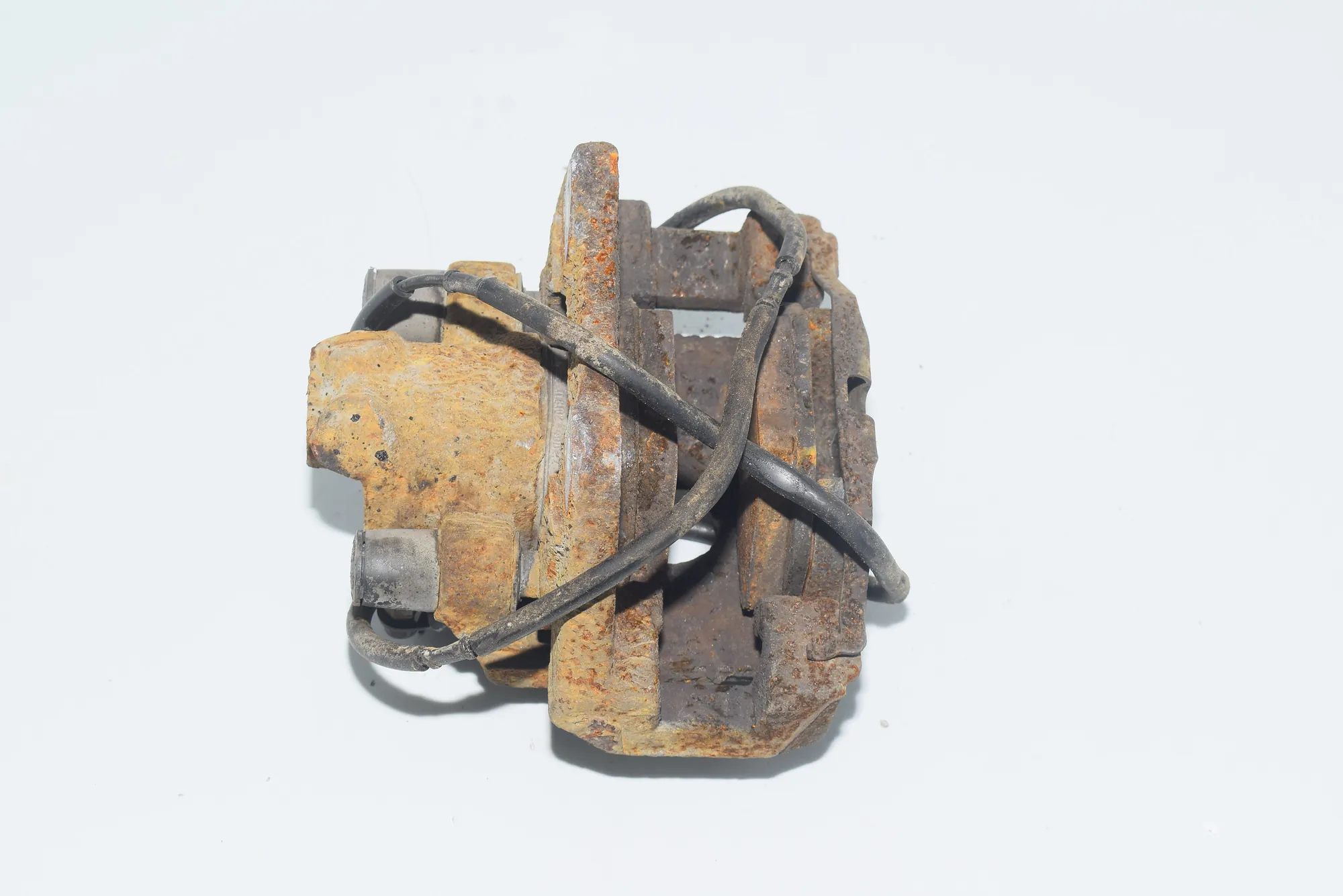 Rear Right Brake Caliper – OEM NA · BMW X3 (E83) xDrive 20 d 2009 – 4