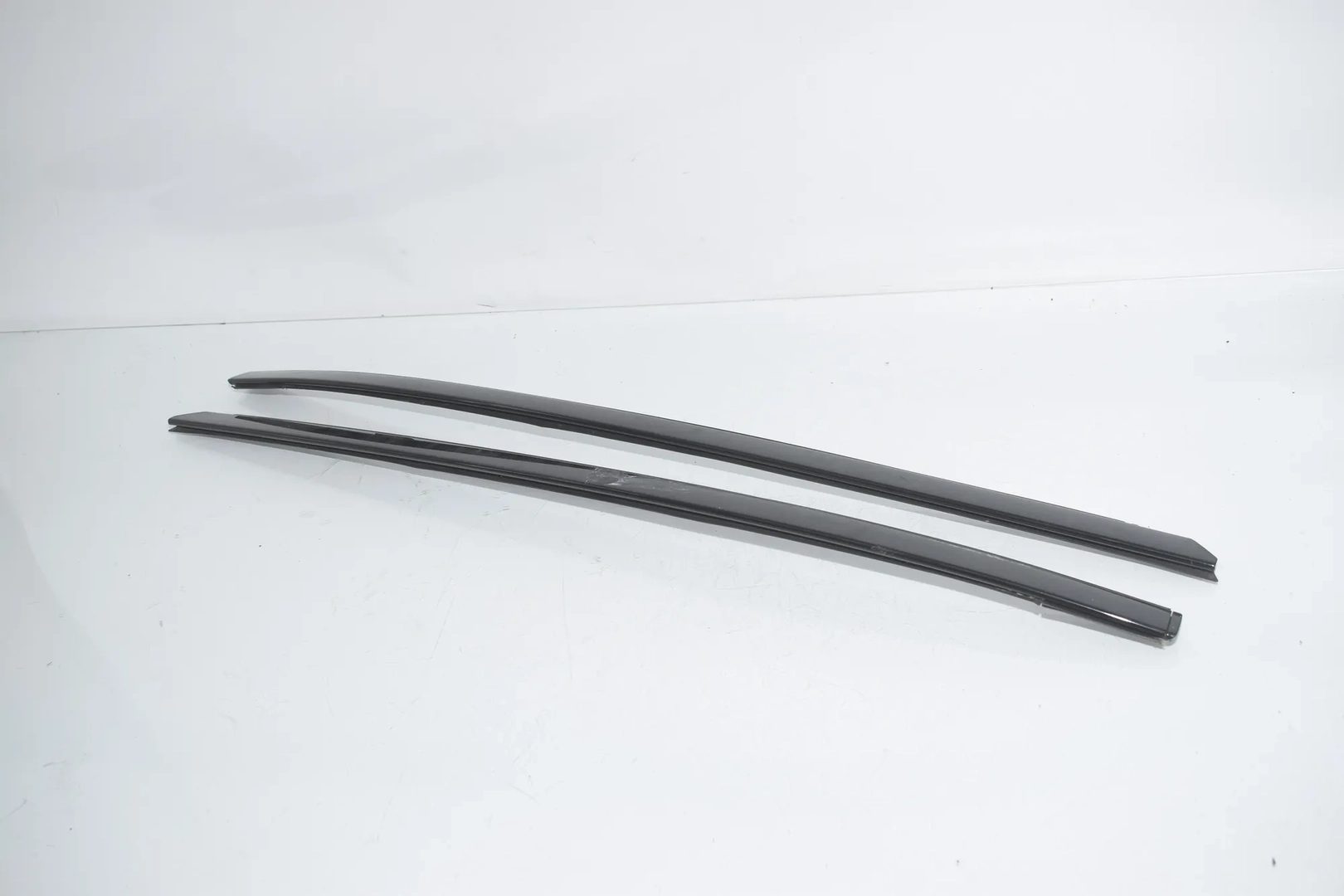 Front Windshield Trim – OEM 7443695 · BMW 5 Touring (G31) (2017 - -) 520 d 2019 – 4