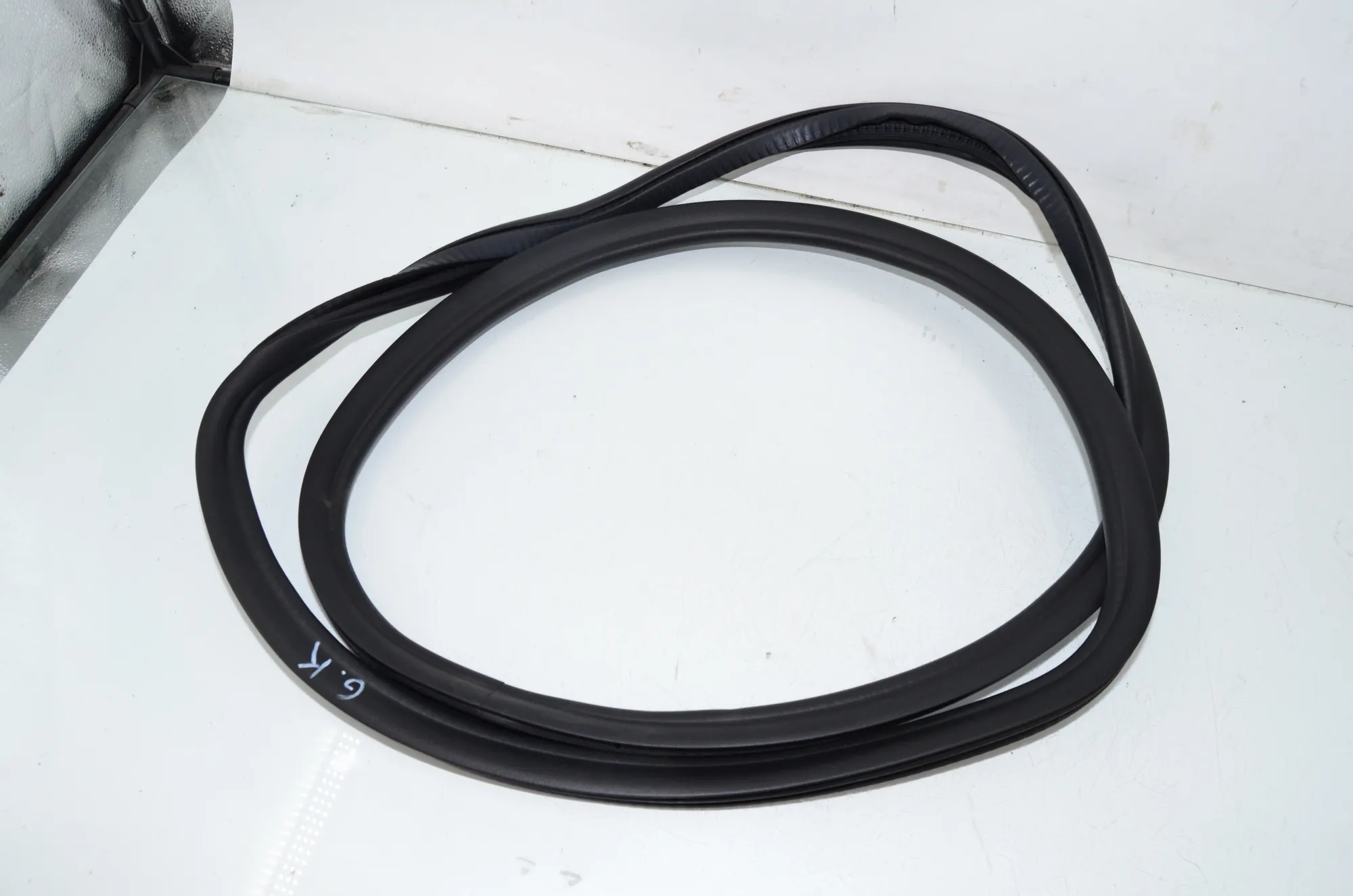 Rear Left Door Seal Rubber – OEM 7468733 · BMW 5 Touring (G31) (2017 - -) 520 d 2019 – 2