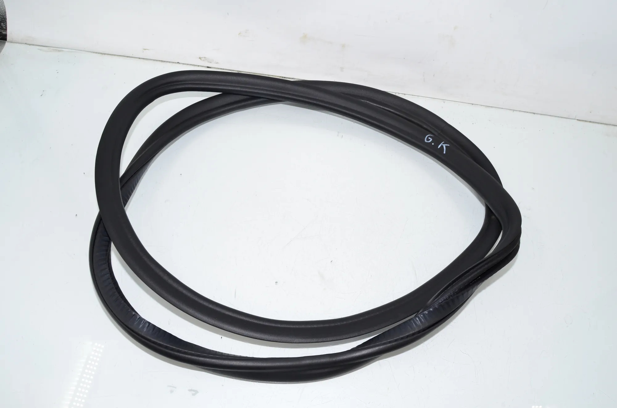 Rear Left Door Seal Rubber – OEM 7468733 · BMW 5 Touring (G31) (2017 - -) 520 d 2019