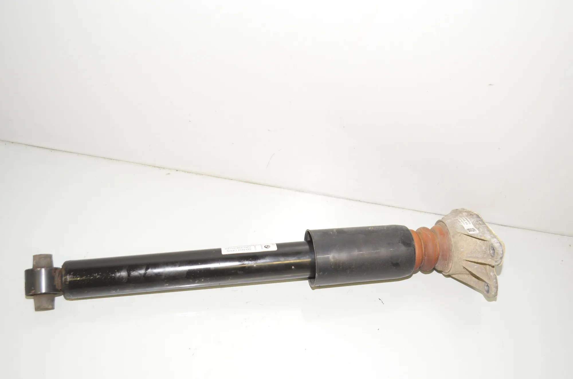 Rear Right Shock Absorber – OEM 6873739 · BMW 2 Cabrio (F23) 218 i 2017 – 2