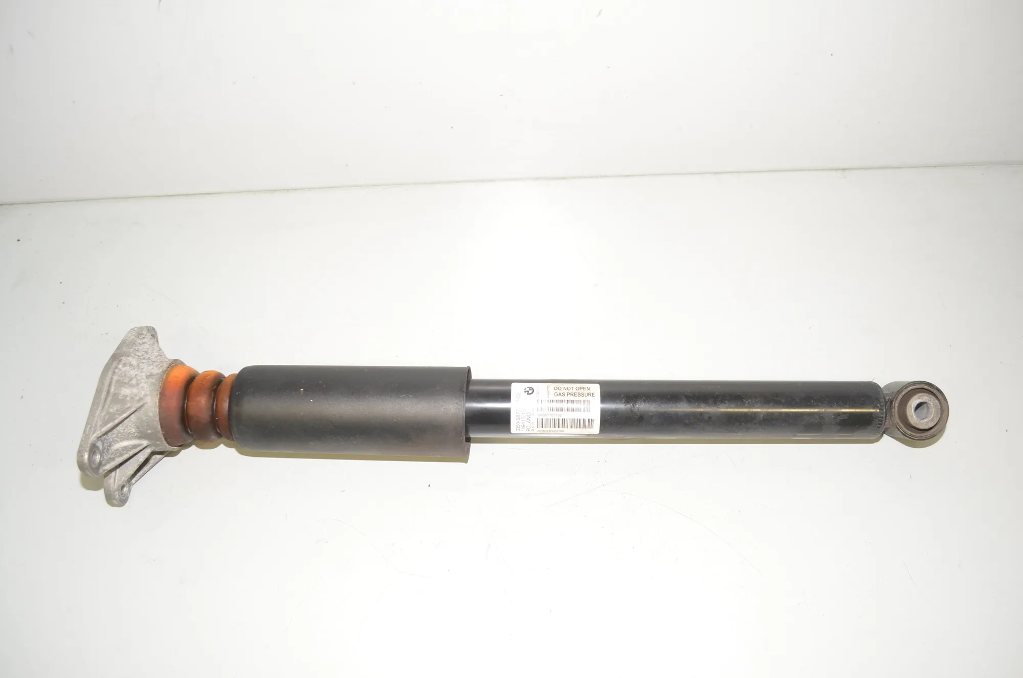 Rear Left Shock Absorber – OEM 6877077 · BMW 1 (F40) (2019 - -) (F40)118d 2021