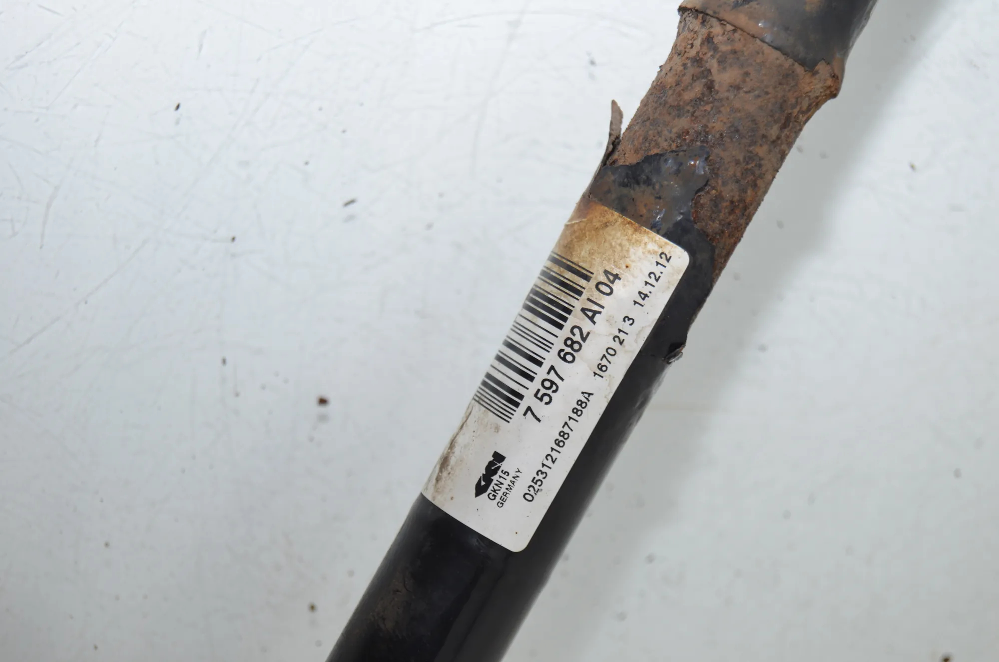 Rear Right Driveshaft – OEM 7597682 · BMW 3 Touring (F31) 320 d 2012 – 4
