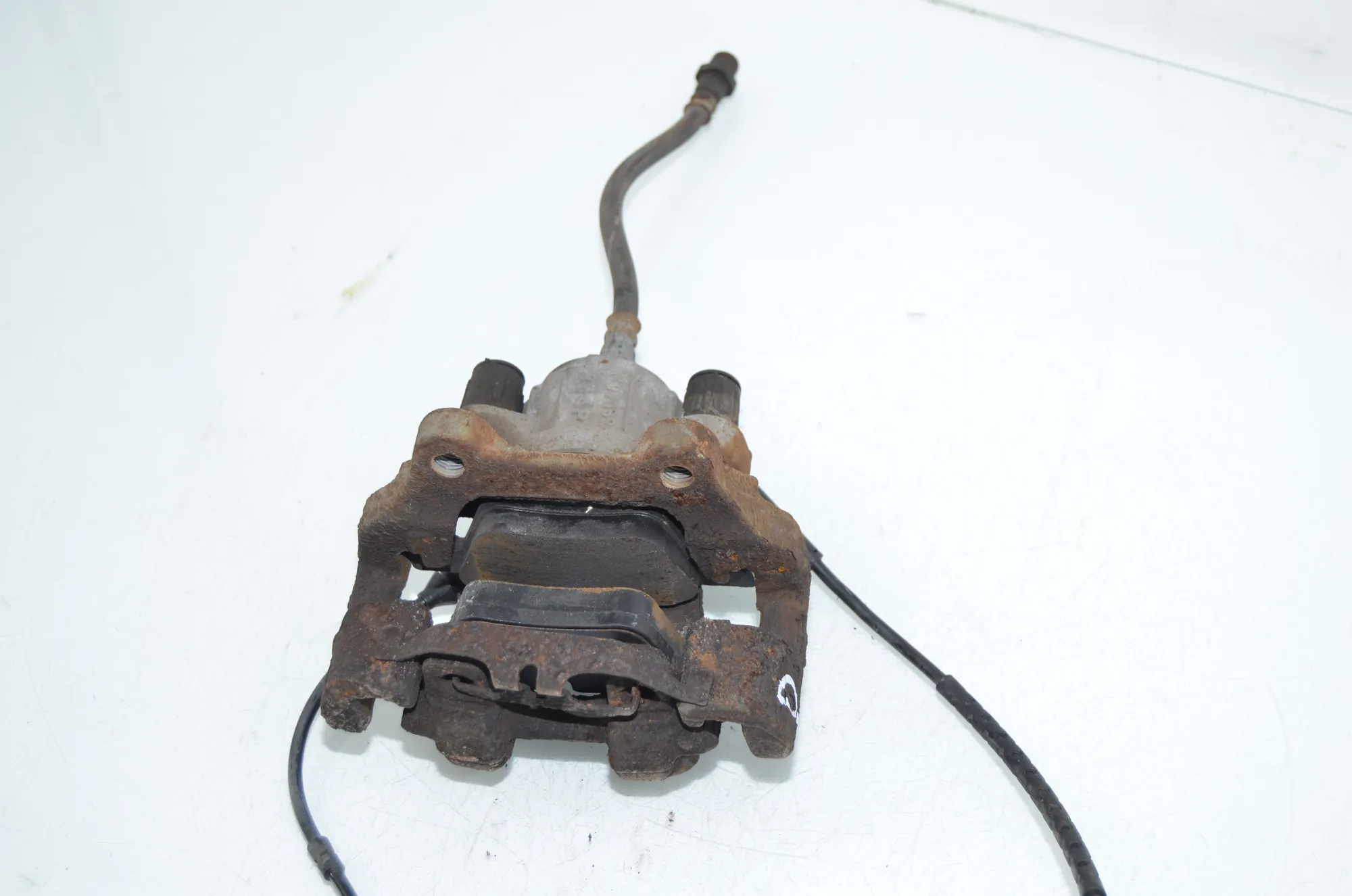 Rear Right Brake Caliper – OEM 6850858 · BMW 3 Touring (F31) 320 d 2012 – 3